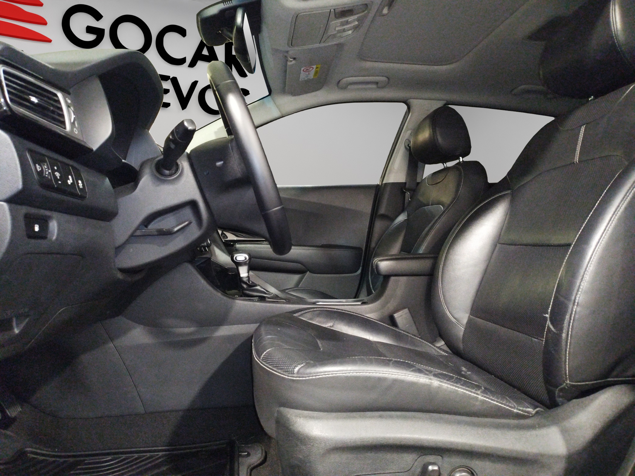 KIA Niro VUD 5 pts. EX, HEV, TA, a/ac., piel, QC, f. xenón, RA-18 2017