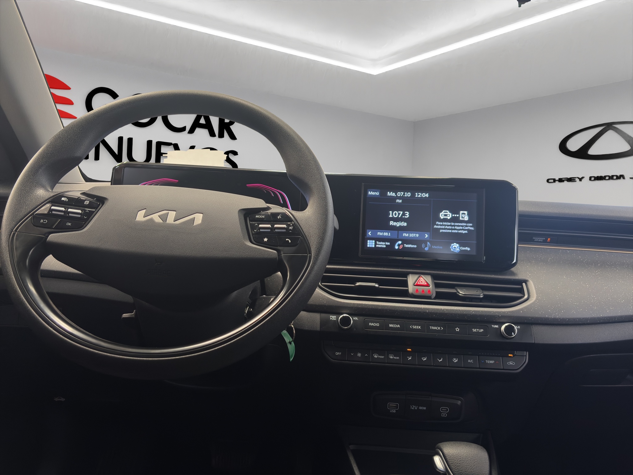 KIA K3 4 pts. L, 1.6l, TA, a/ac., R-15 2025