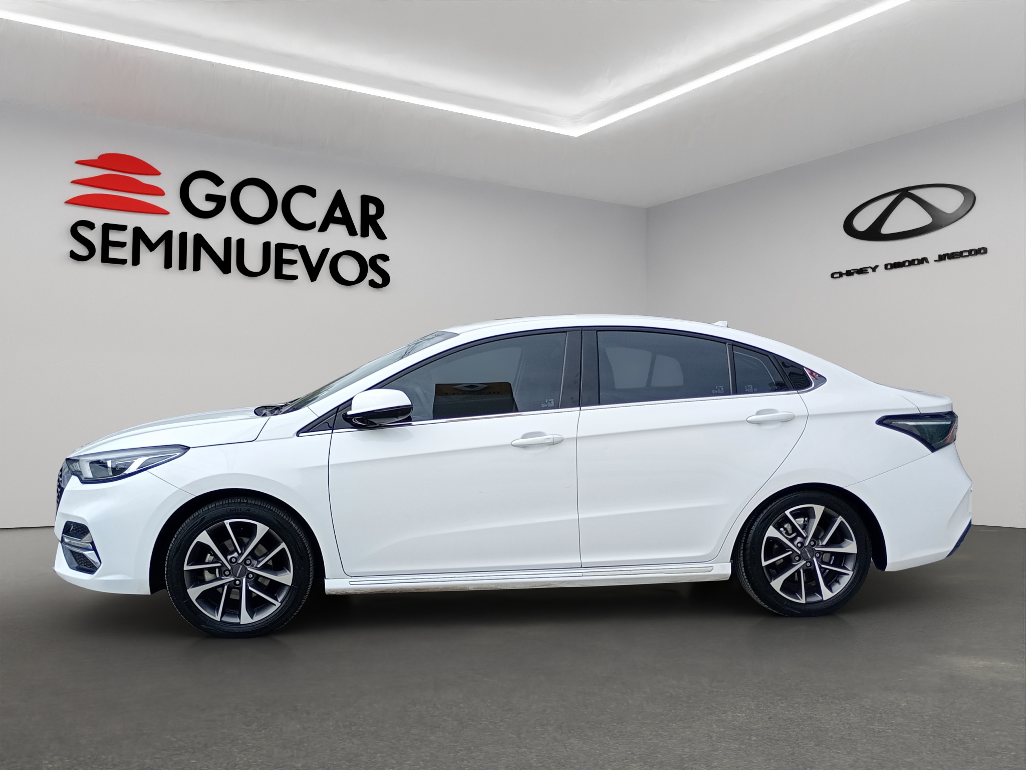 Omoda O5 4 pts. Unlimited, 1.5T, CVT, a/ac. Aut., QC, RA-17 bitono 2024