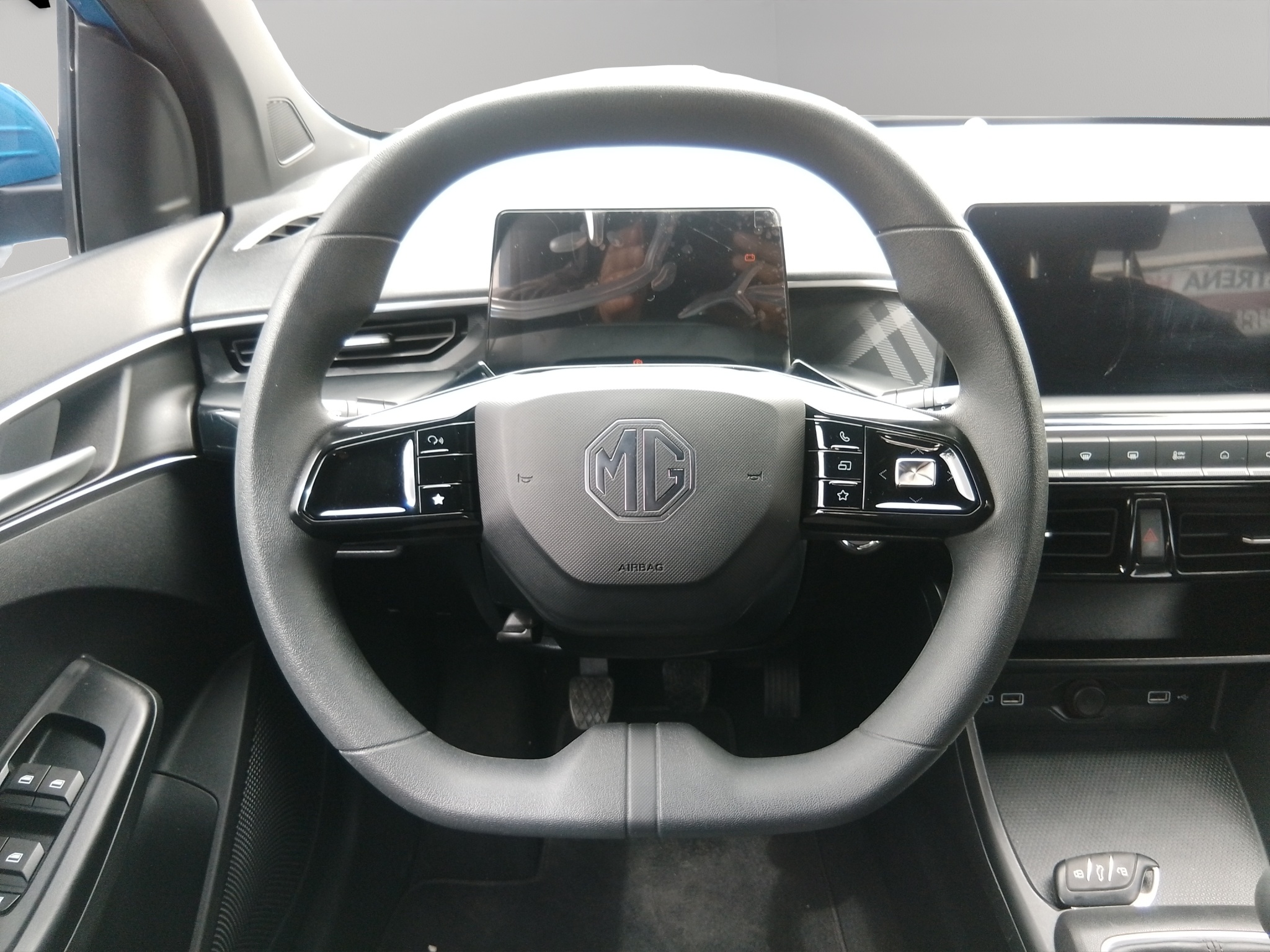 MG MG3 5 pts. HB Style, 1.5l, TM5, VE, pantalla, RA-16 2025