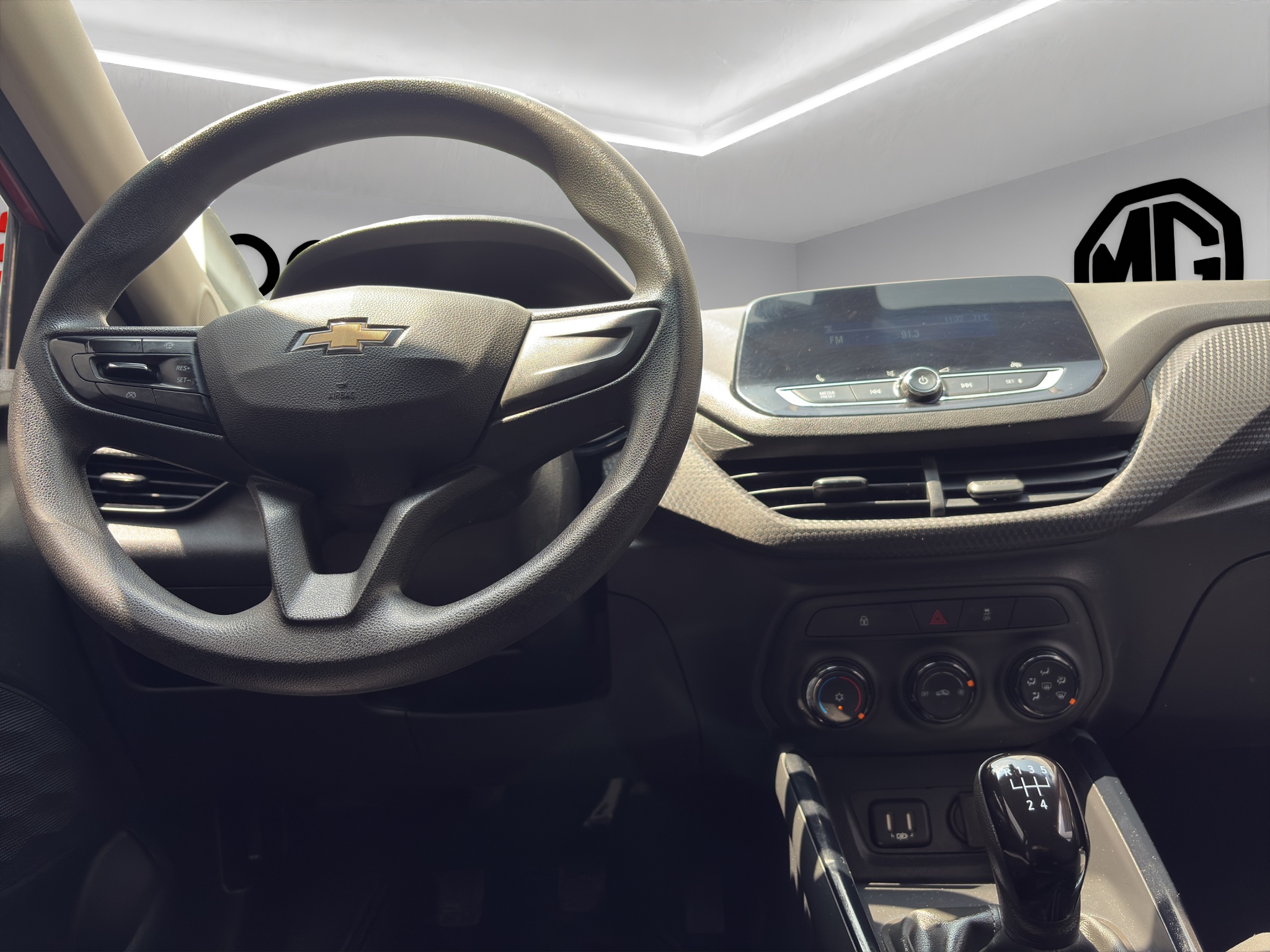 Chevrolet Onix 4 pts. LT, 1.3l, TM5, a/ac. Aut., VE, BA, RA-15 2023
