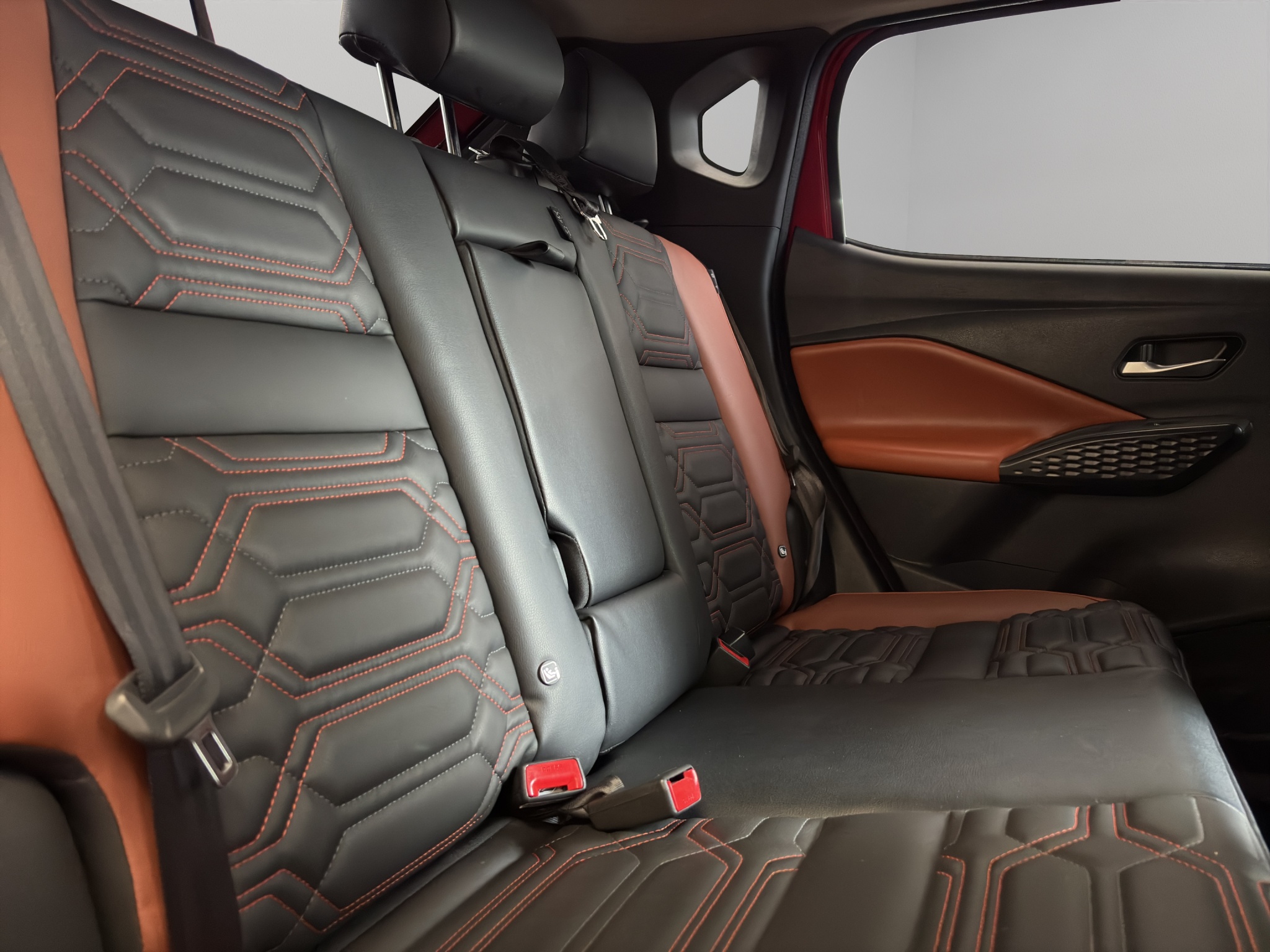 Nissan Magnite VUD EXCLUSIVE CVT 2025