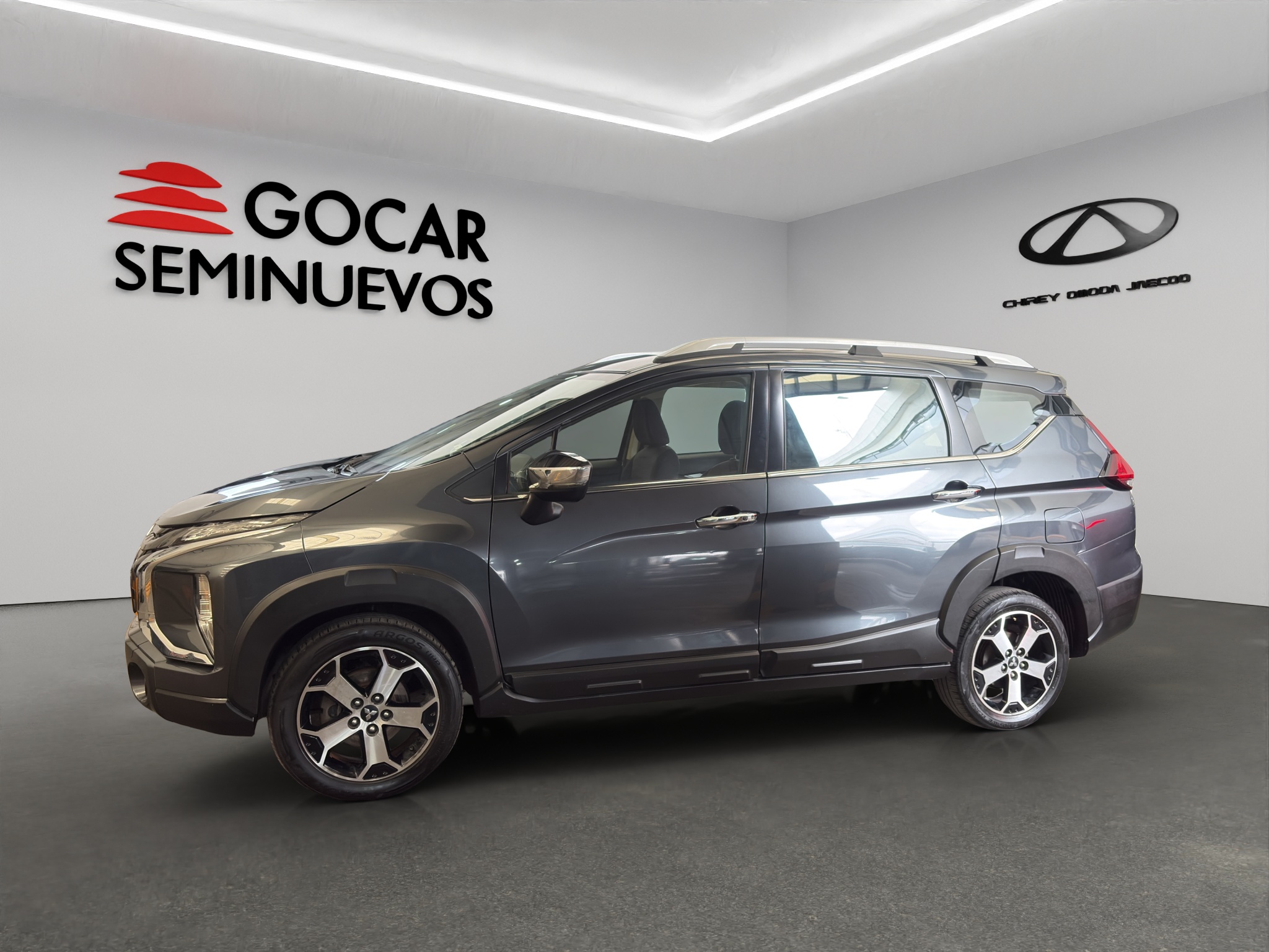 Mitsubishi Xpander VUD 5 pts. Cross y Limited, 1.5l, TA, f. led, 7 pas., RA-17 2023