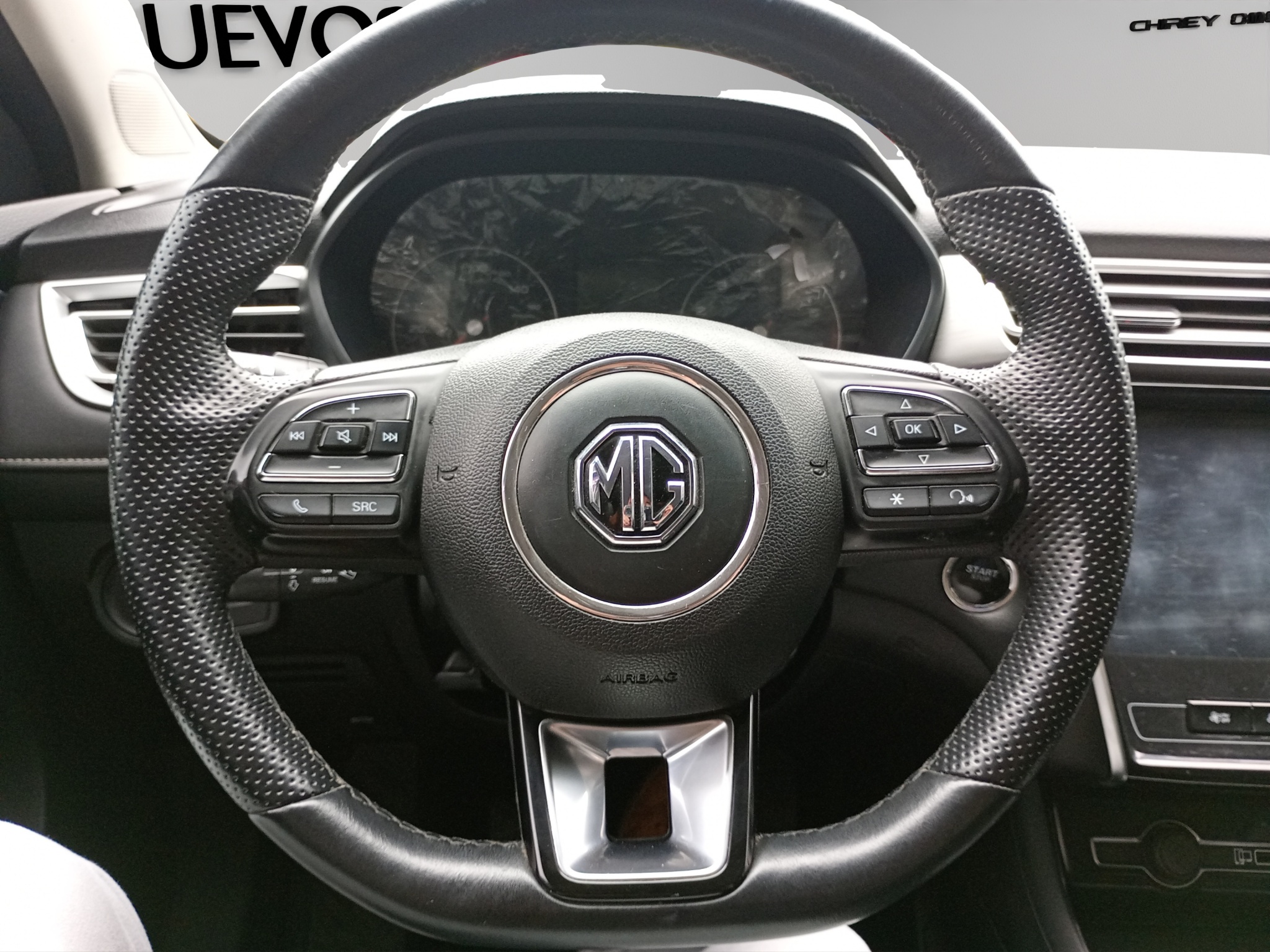 MG MG5 4 pts. Elegance, 1.5l, TM5, VE, piel, QC, RA-16 (línea anterior) 2024