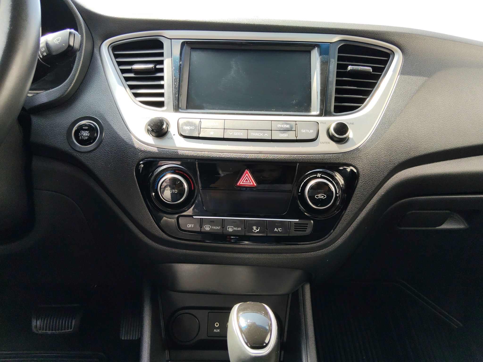 Hyundai Accent 4 pts. GLS, 1.6l, TA, a/ac. Aut., VE, piel, RA-17 2021
