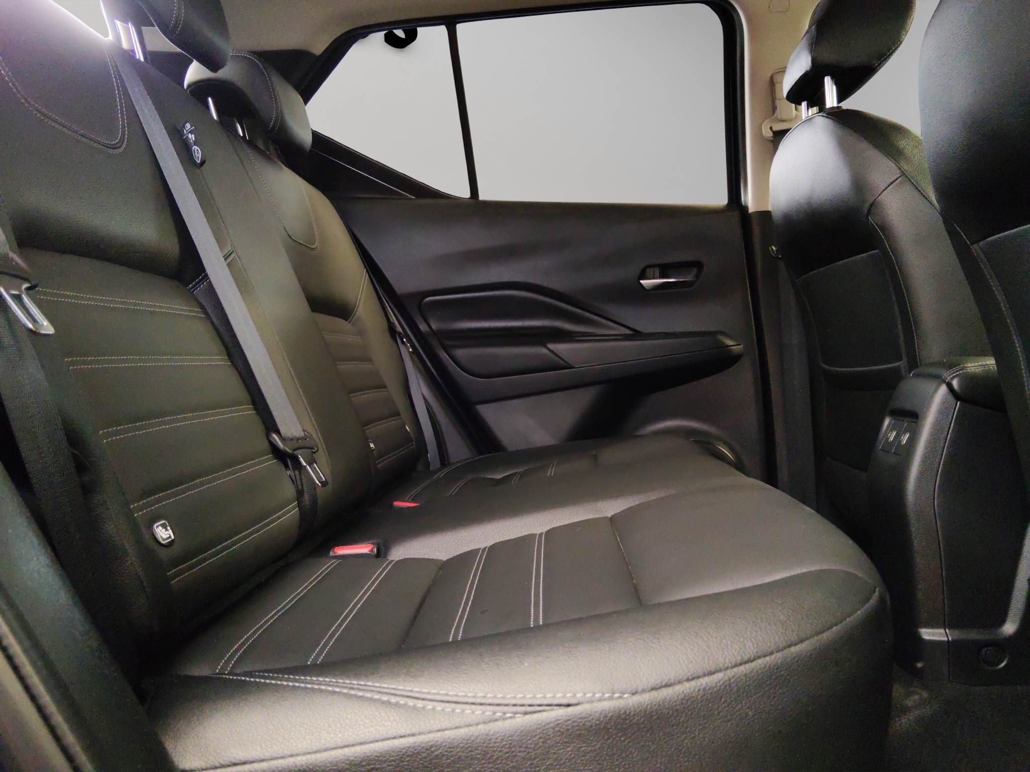 Nissan Kicks VUD 5 pts. Exclusive e-Power, E-REV, TA, piel, RA-17 2023