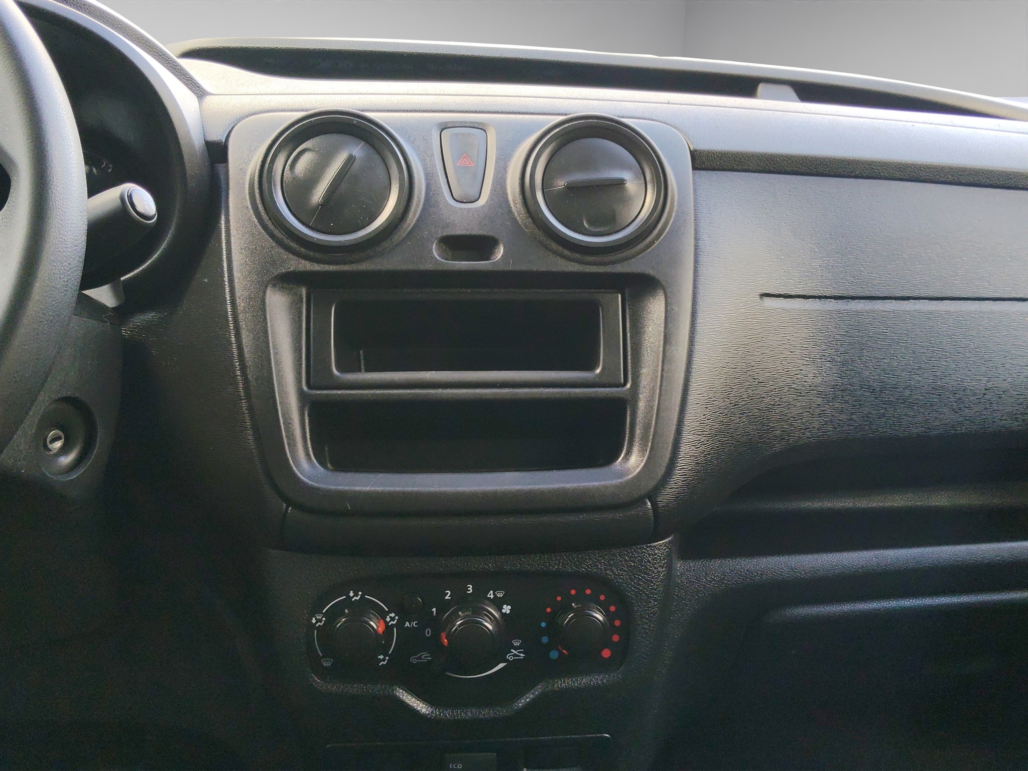 Renault Comerciales Kangoo Furgoneta 4 pts. Intens, 115 HP, TM5, a/ac. 2024