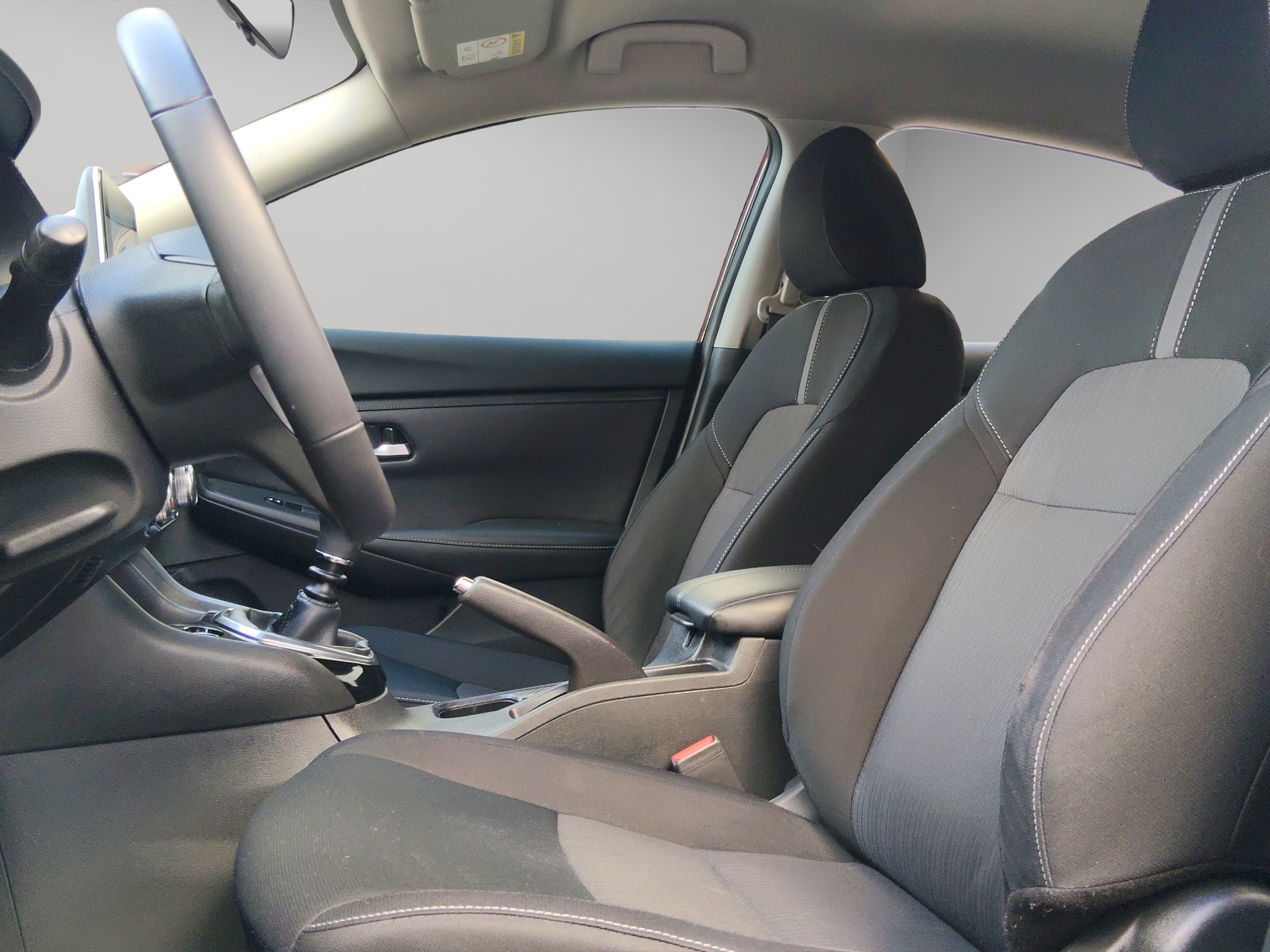 Nissan Sentra 4 pts. Sense, TM6, a/ac., RA-16 (línea nueva) 2020