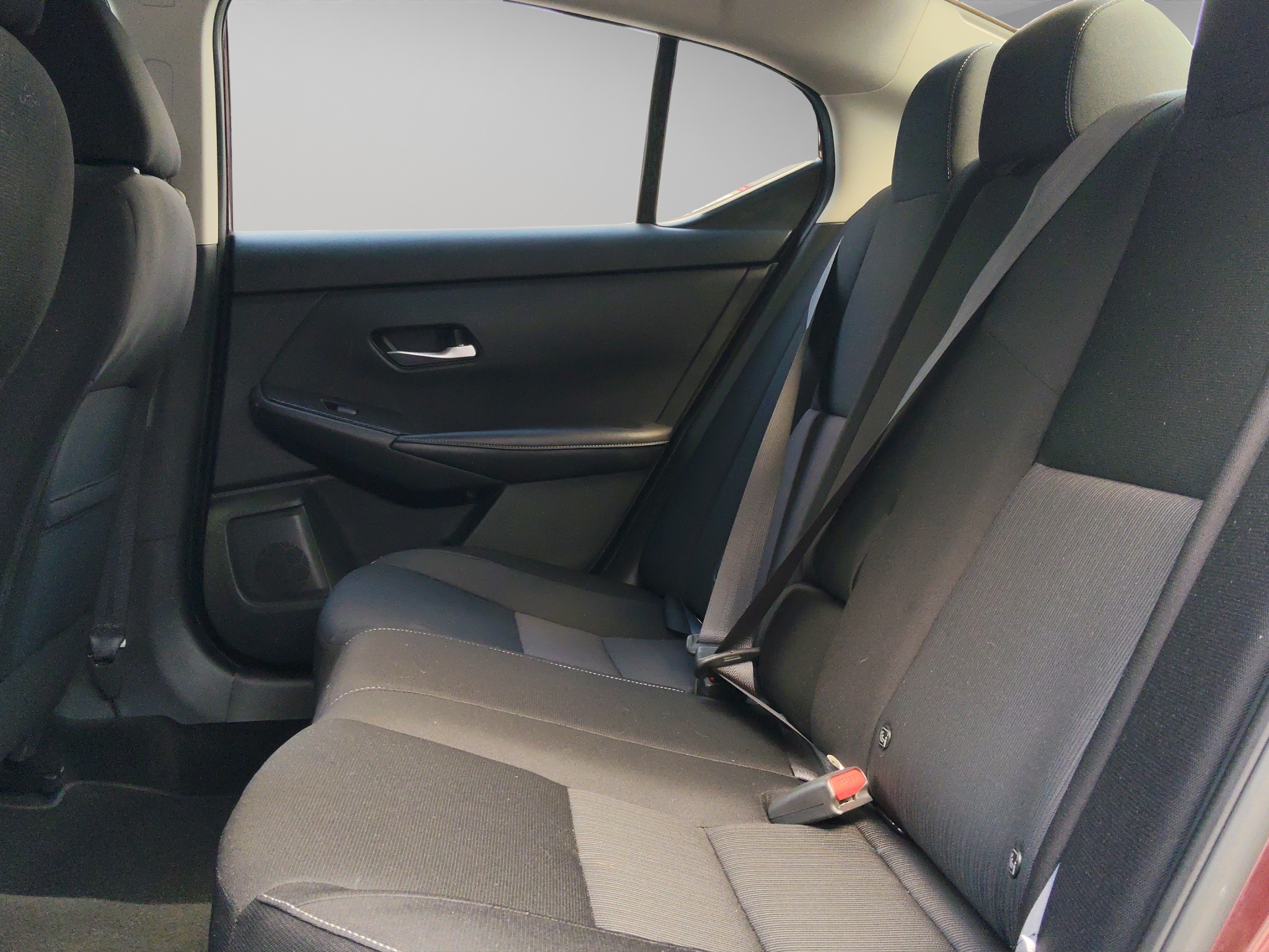 Nissan Sentra 4 pts. Sense, TM6, a/ac., RA-16 (línea nueva) 2020