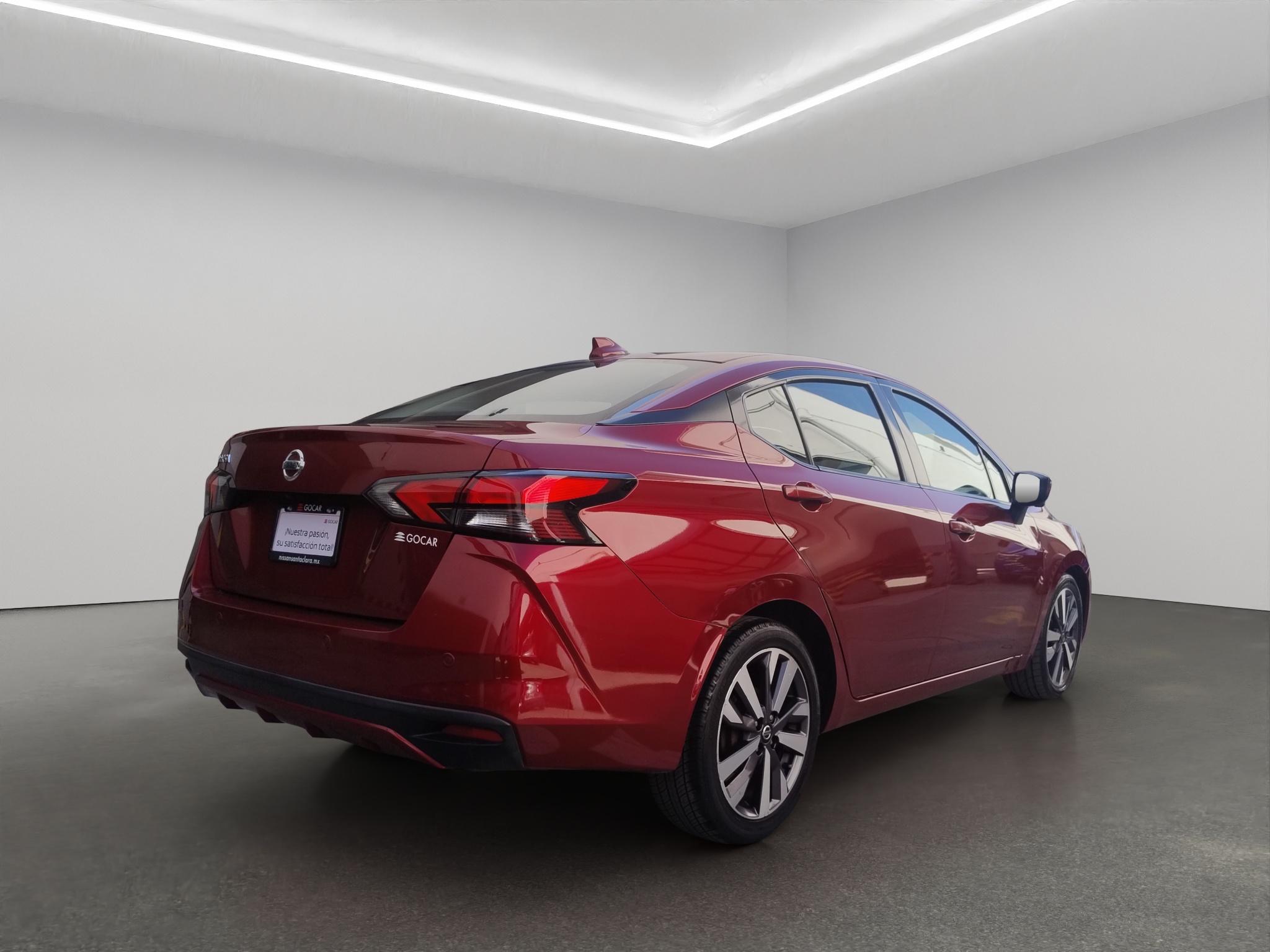 Nissan Versa 4 pts. Platinum, CVT, a/ac. Aut., VE, piel, GPS, f. led, RA-17 (línea nueva) 2020