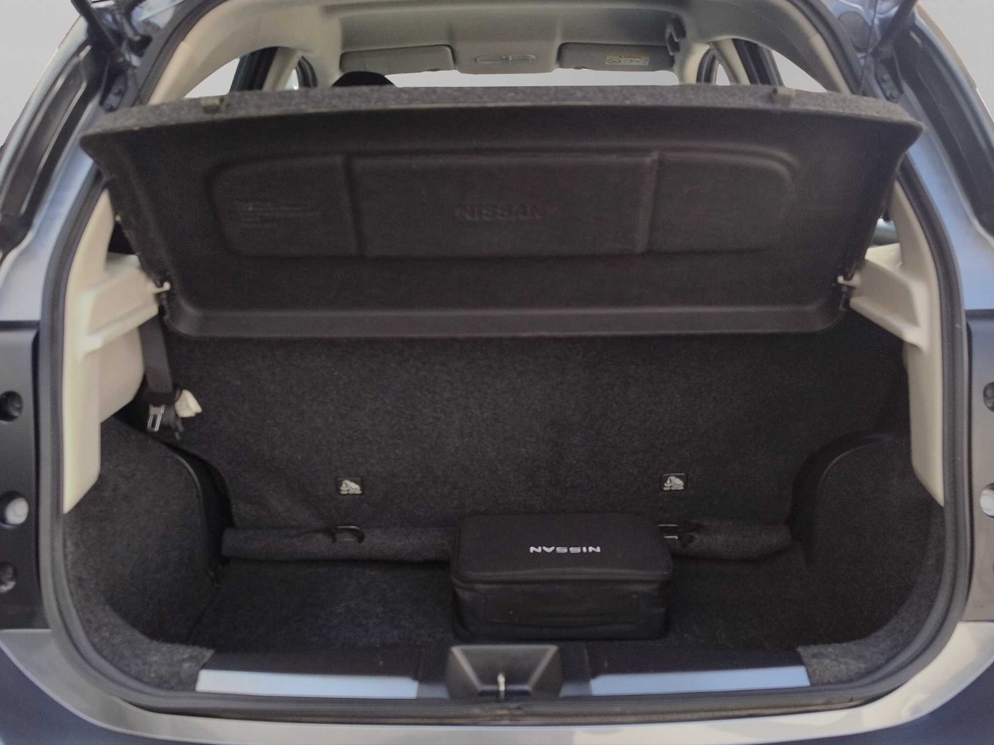 Nissan March 5 pts. HB Sense, TM5, a/ac., R-14 2024