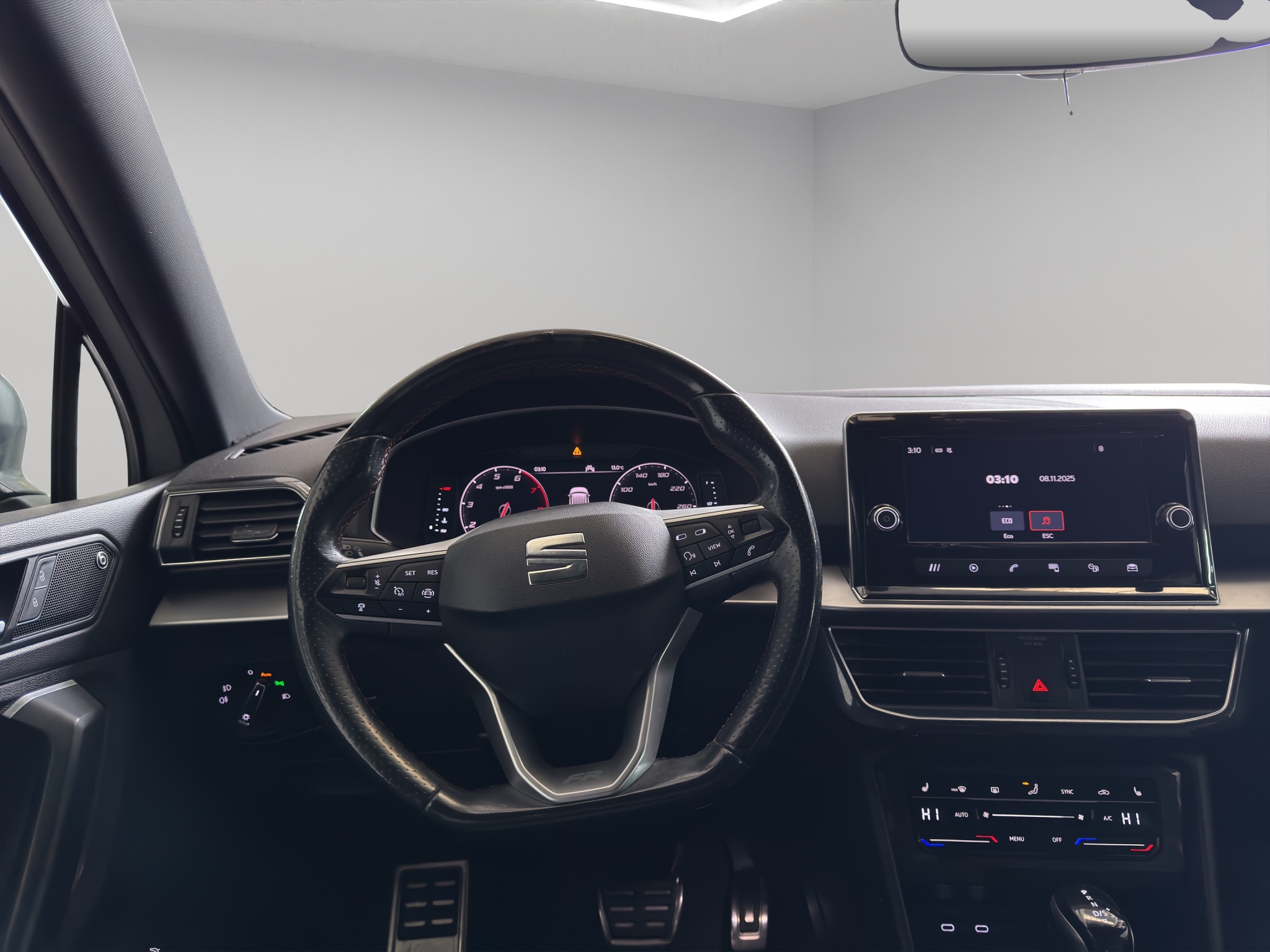 Seat Tarraco  5 pts. FR, 150 HP, 1.4T, DSG, TP, s. Beats, f. led, 5 pas., RA-19 2021