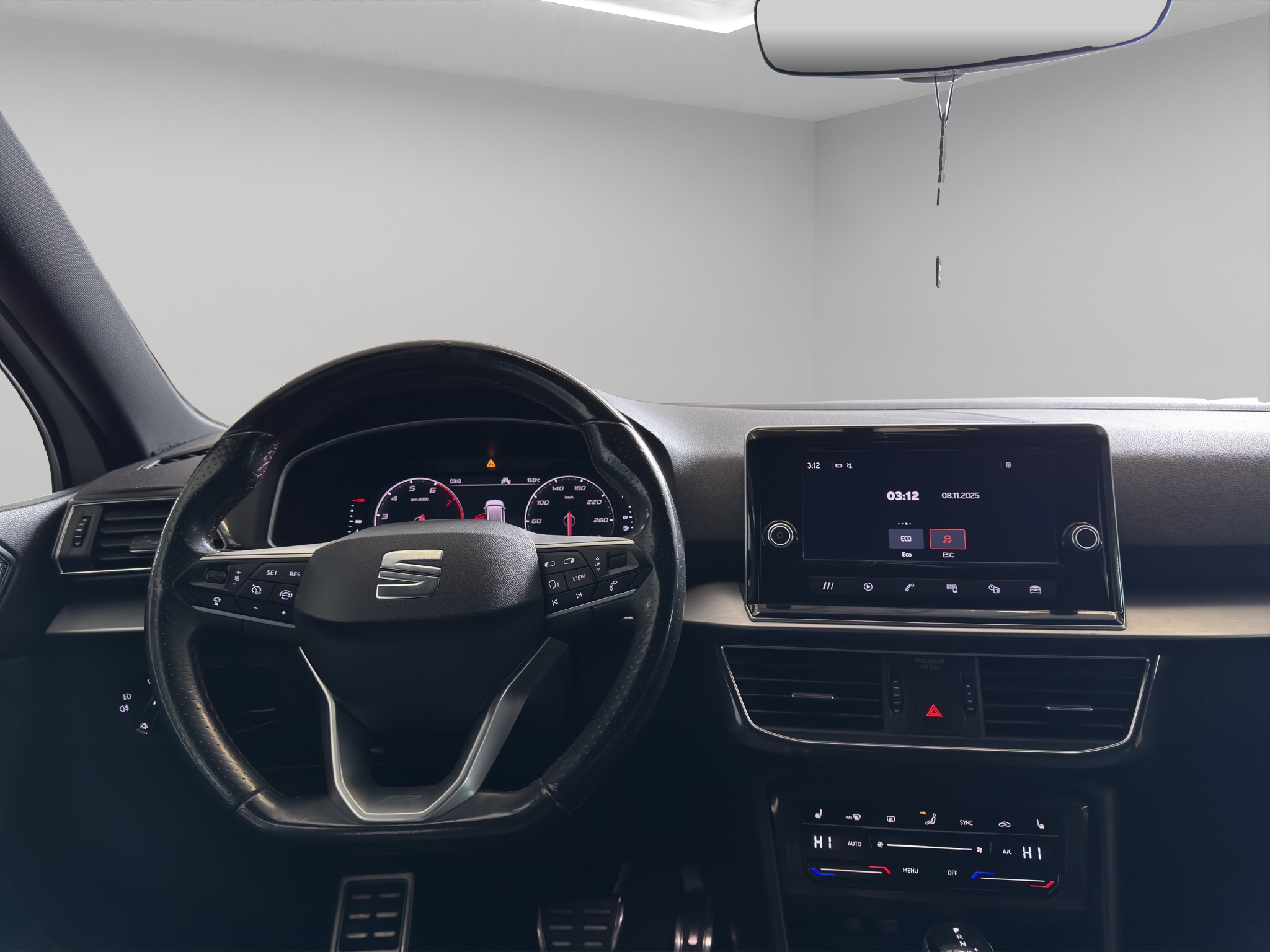 Seat Tarraco  5 pts. FR, 150 HP, 1.4T, DSG, TP, s. Beats, f. led, 5 pas., RA-19 2021