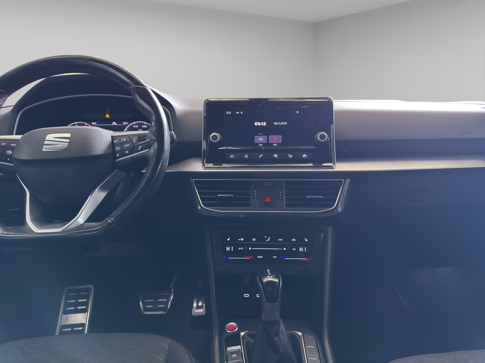 Seat Tarraco  5 pts. FR, 150 HP, 1.4T, DSG, TP, s. Beats, f. led, 5 pas., RA-19 2021