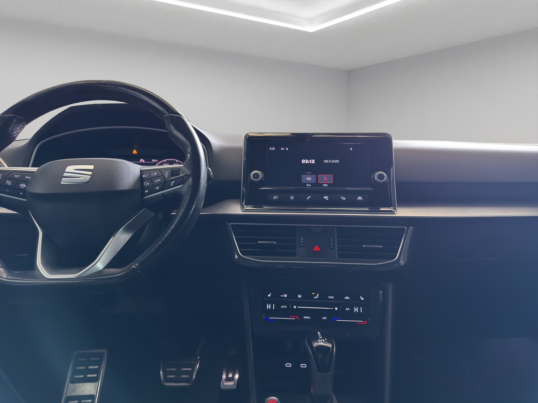 Seat Tarraco  5 pts. FR, 150 HP, 1.4T, DSG, TP, s. Beats, f. led, 5 pas., RA-19 2021