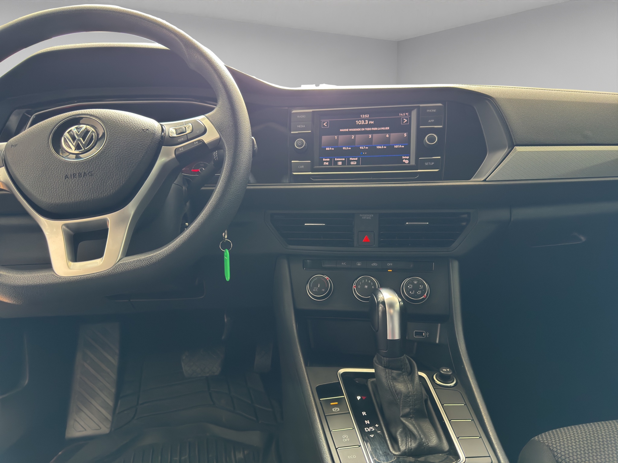 Volkswagen Jetta A7 TRENDLINE TA 2019