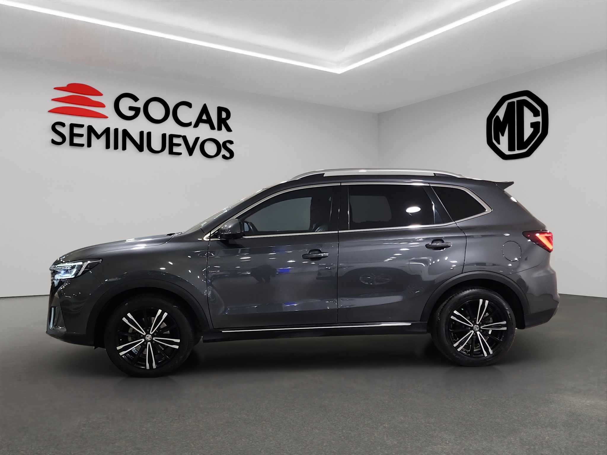 MG RX5 VUD 5 pts. Excite, 1.5T, TA, piel, RA-18 2024