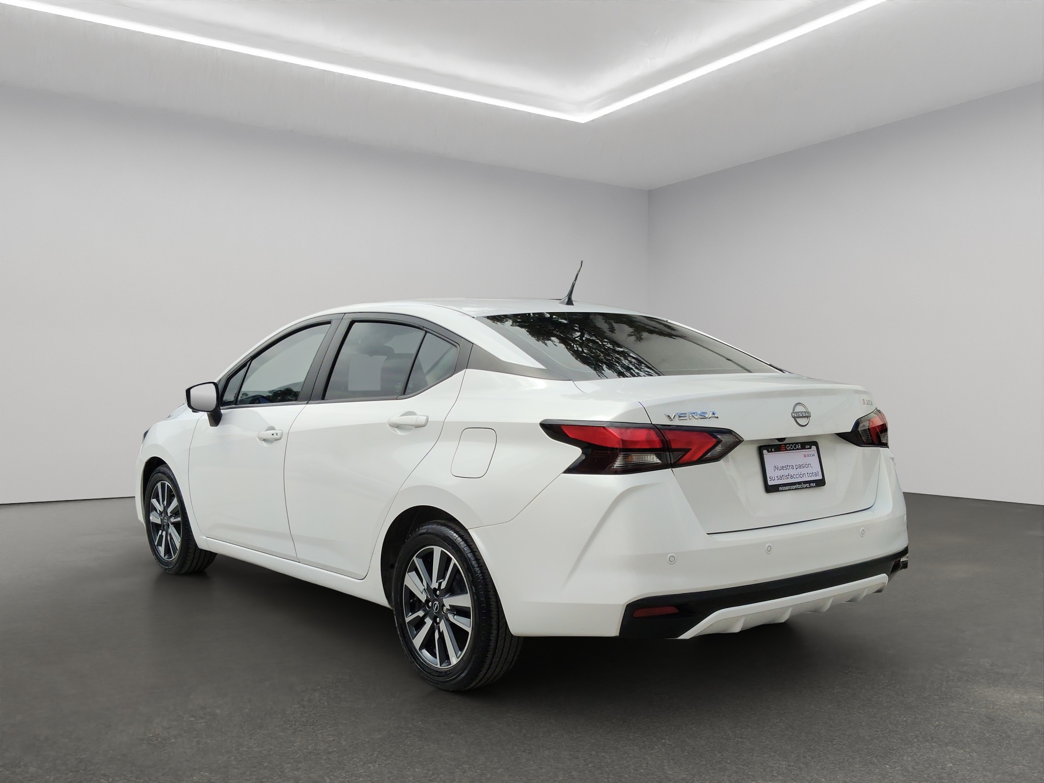 Nissan Versa ADVANCE CVT 2024