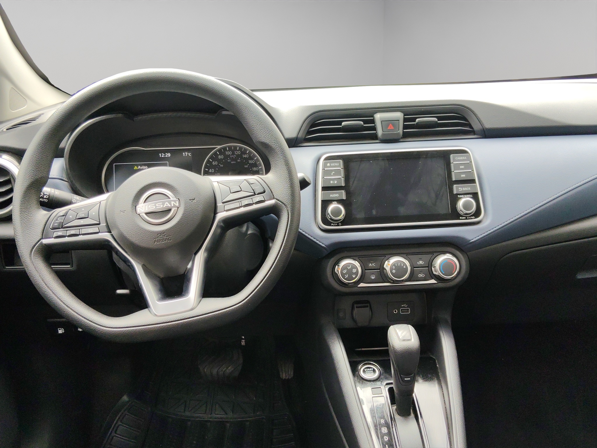 Nissan Versa ADVANCE CVT 2024