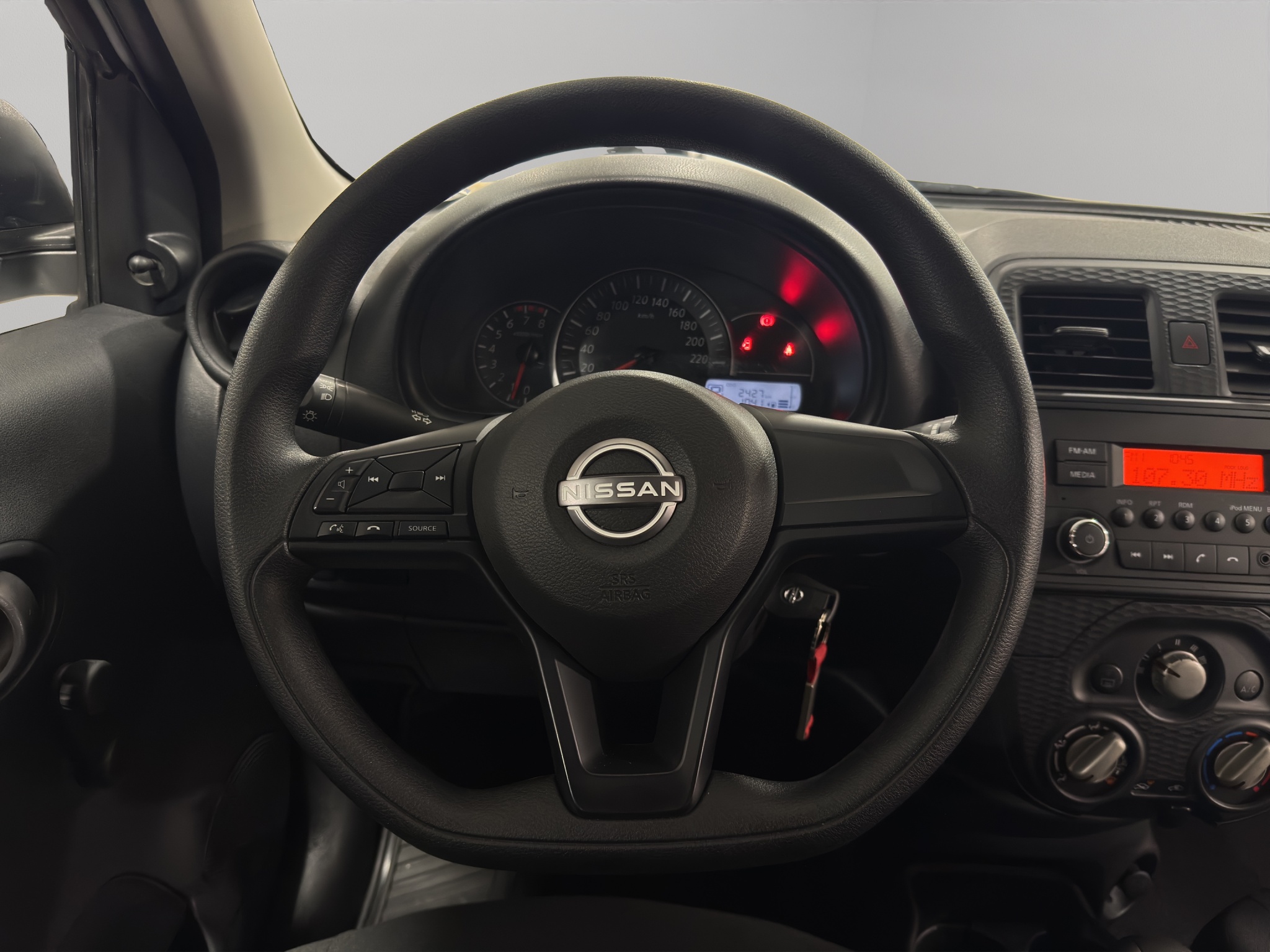 Nissan March SENSE TA 2024