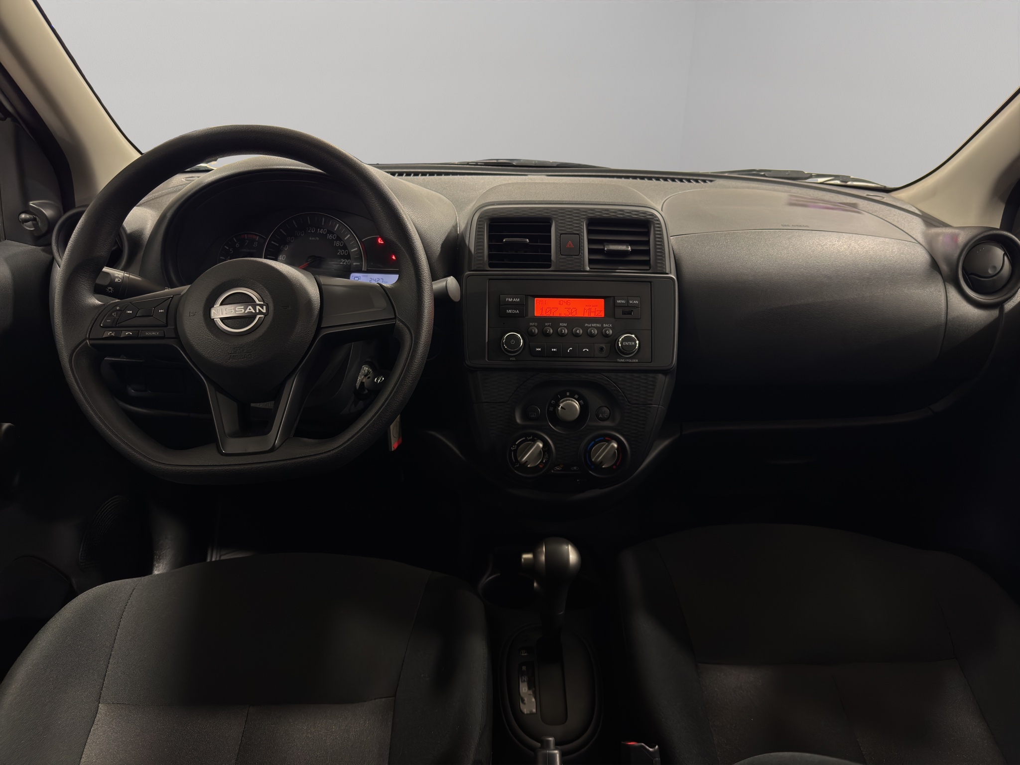 Nissan March SENSE TA 2024