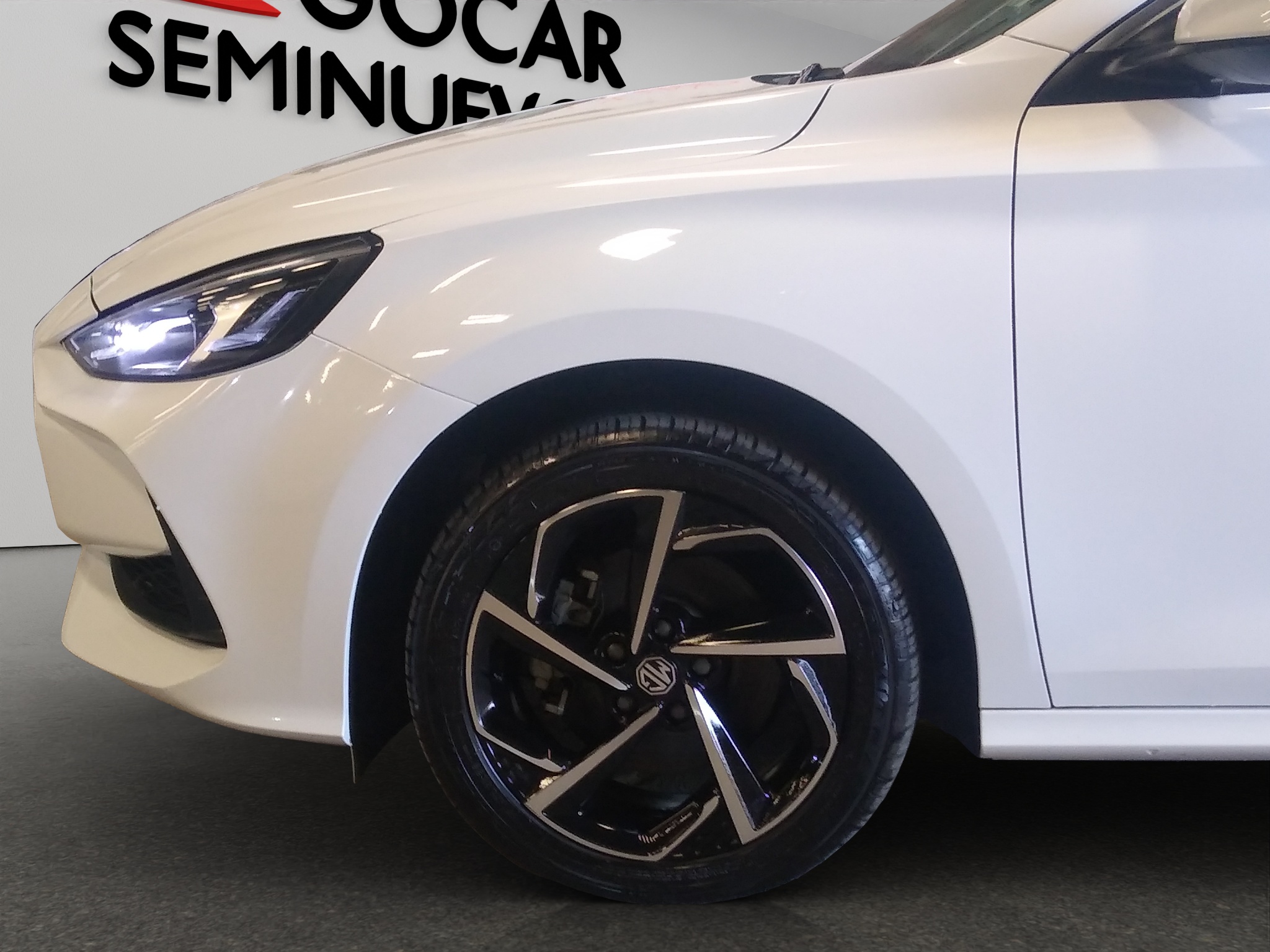 MG GT 4 pts. Excite, 1.5T, TA, piel, QC, RA-17 2024