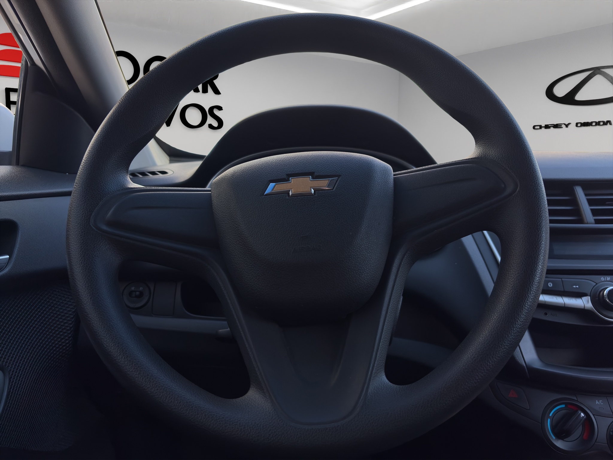 Chevrolet Aveo 4 pts. LS, TM5, a/ac., R-14 2020