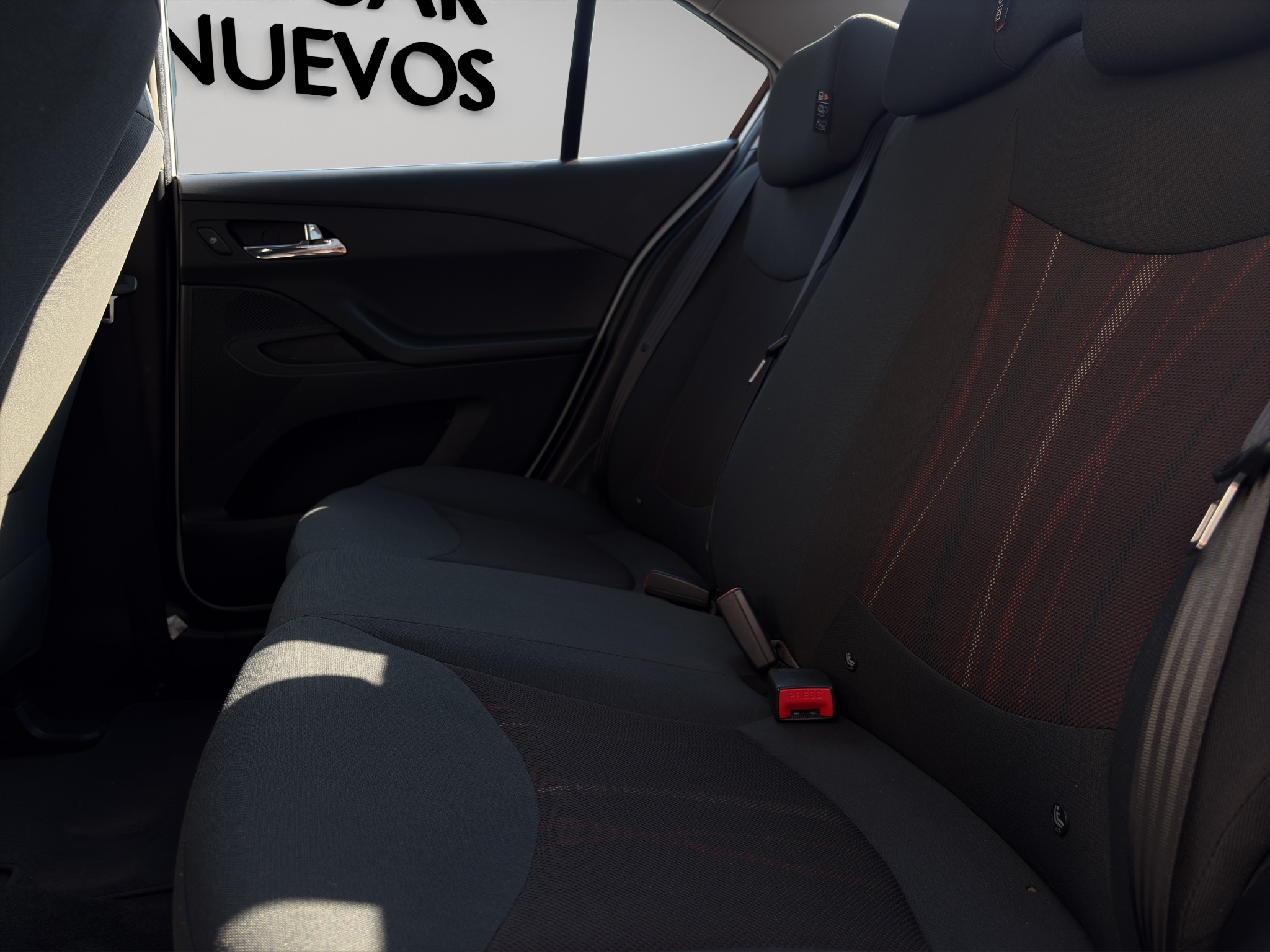 Chevrolet Aveo 4 pts. LS, TM5, a/ac., R-14 2020