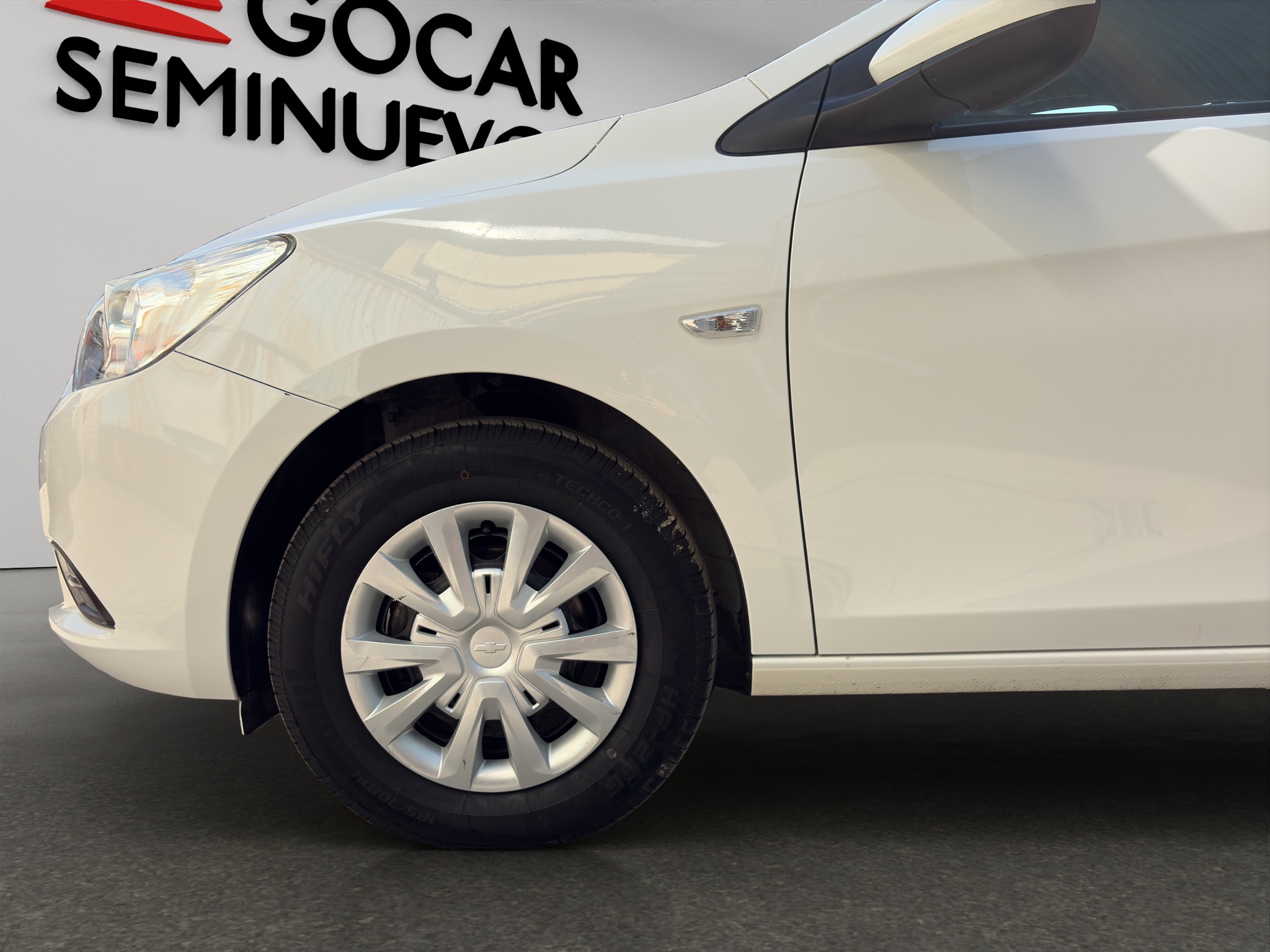 Chevrolet Aveo 4 pts. LS, TM5, a/ac., R-14 2020