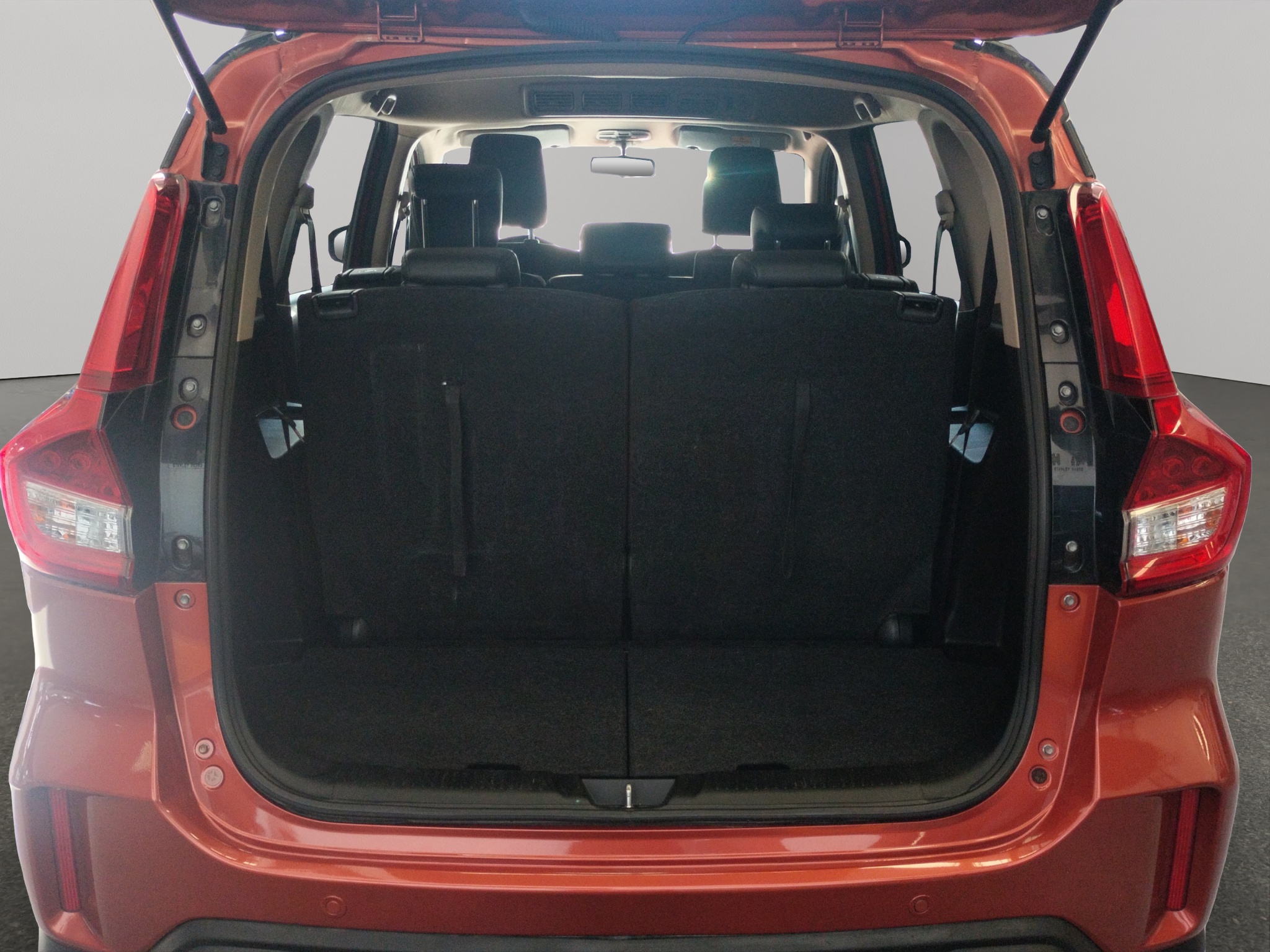 Suzuki Ertiga Minivan 5 pts. XL7, 1.5l, TA, a/ac. Aut., f. led, RA-16 2023