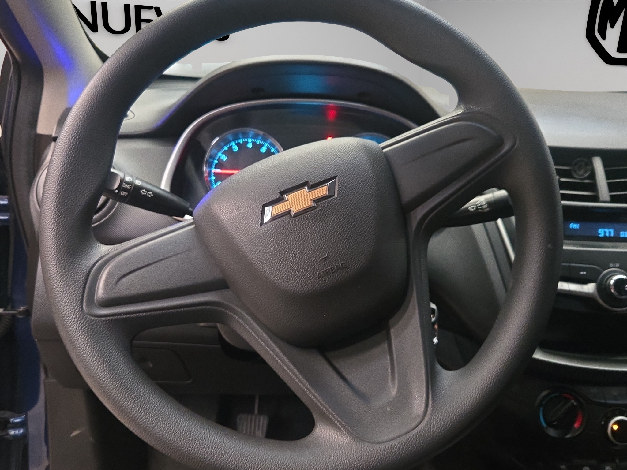 Chevrolet Aveo 4 pts. LS, TM5, a/ac., R-14 (línea anterior) 2023