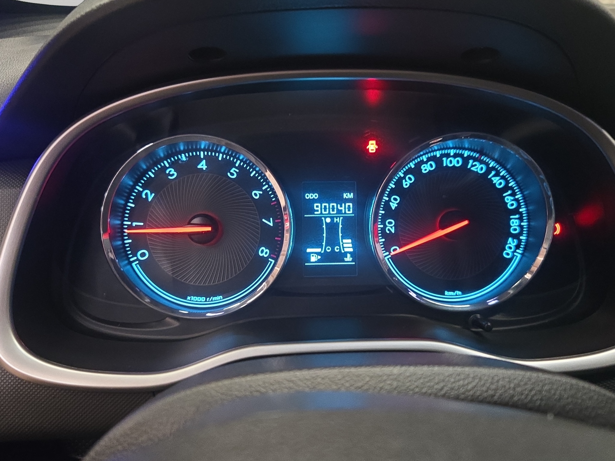 Chevrolet Aveo 4 pts. LS, TM5, a/ac., R-14 (línea anterior) 2023