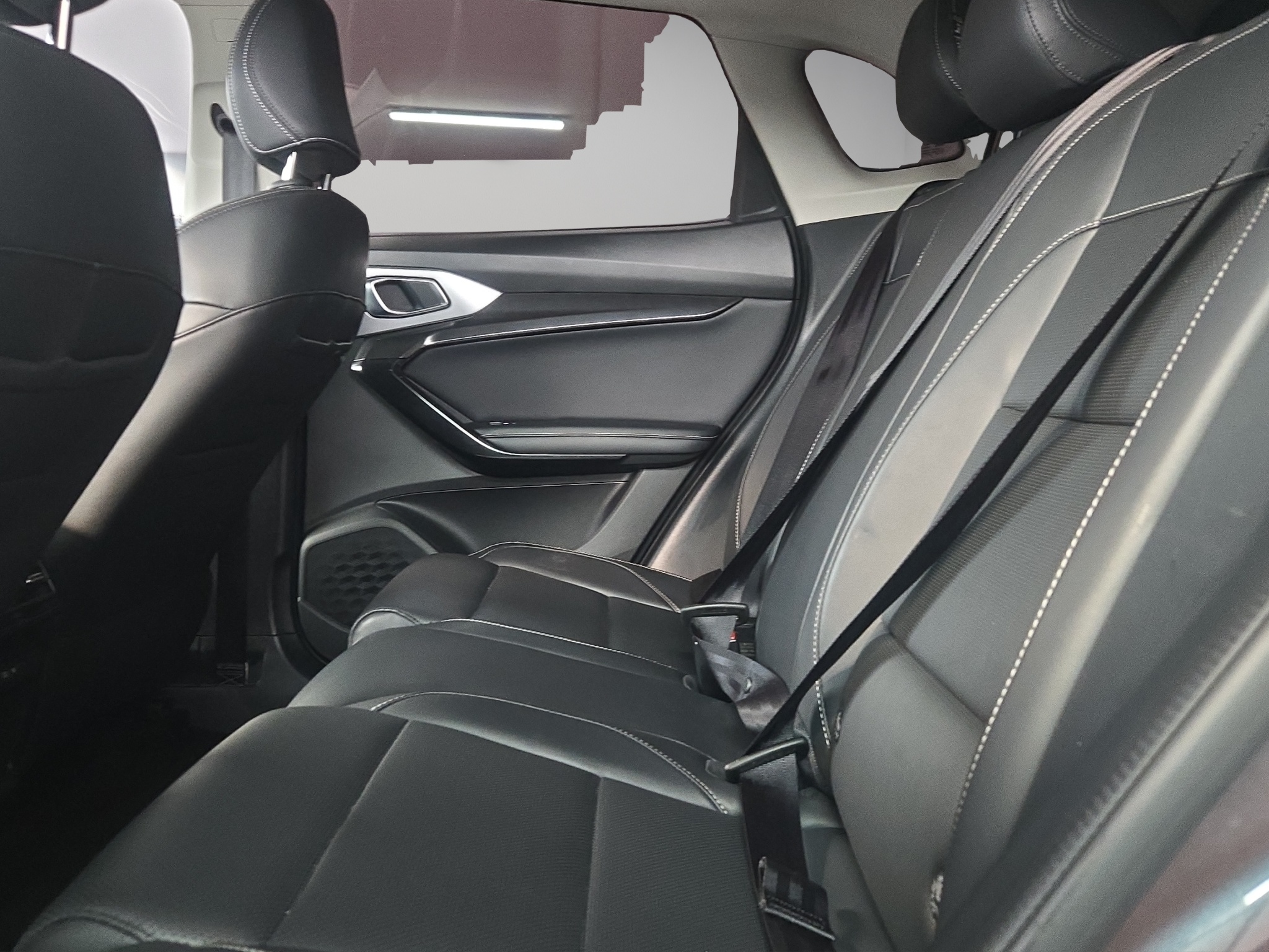 MG One VUD 5 pts. Style, 1.5T, TA, piel, RA-18 2024