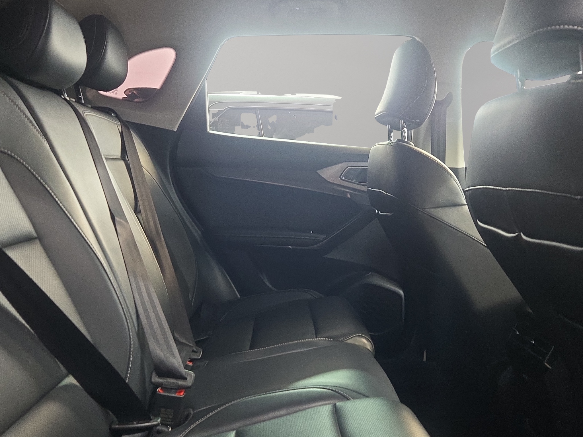 MG One VUD 5 pts. Style, 1.5T, TA, piel, RA-18 2024