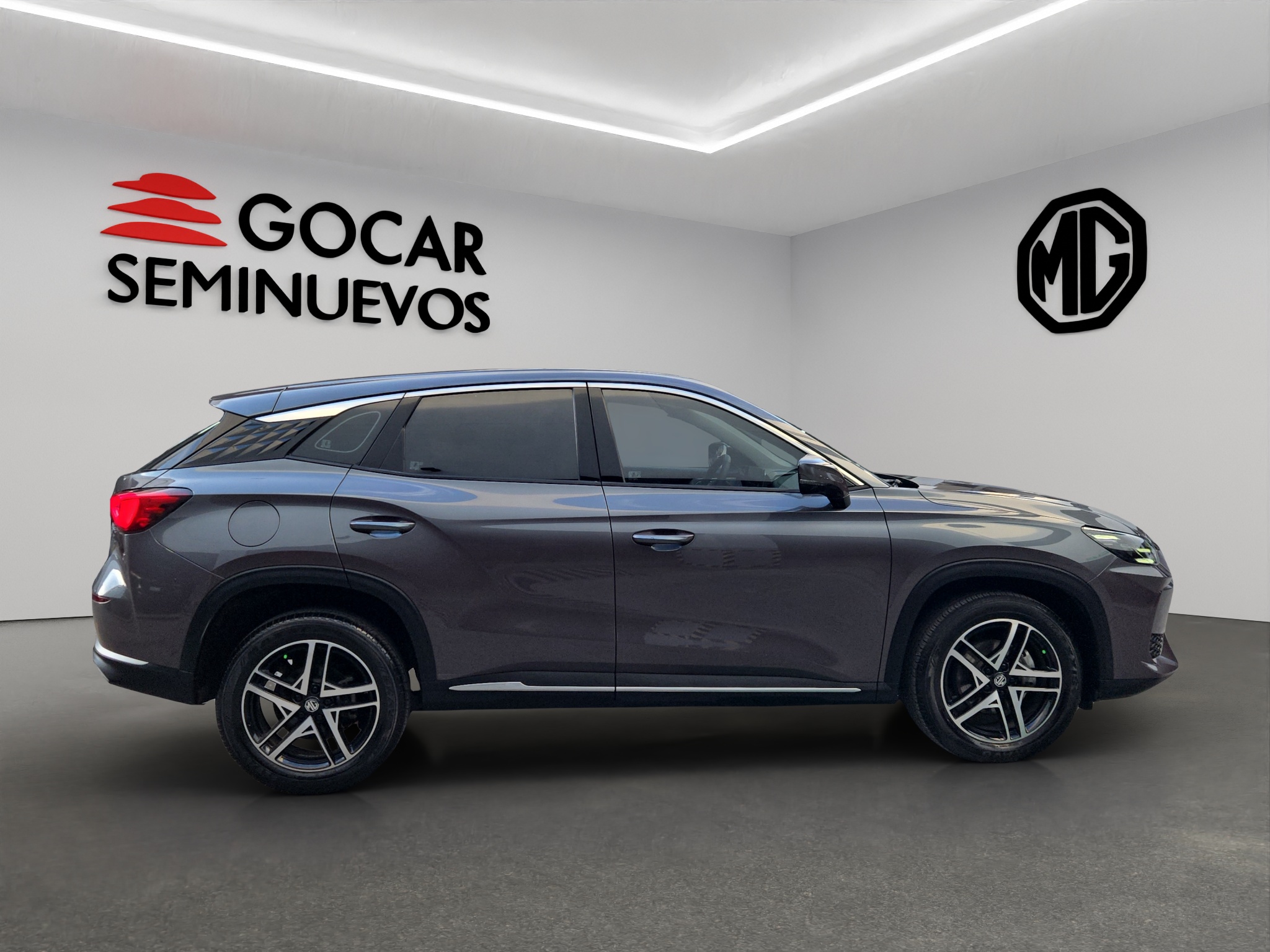 MG One VUD 5 pts. Style, 1.5T, TA, piel, RA-18 2024