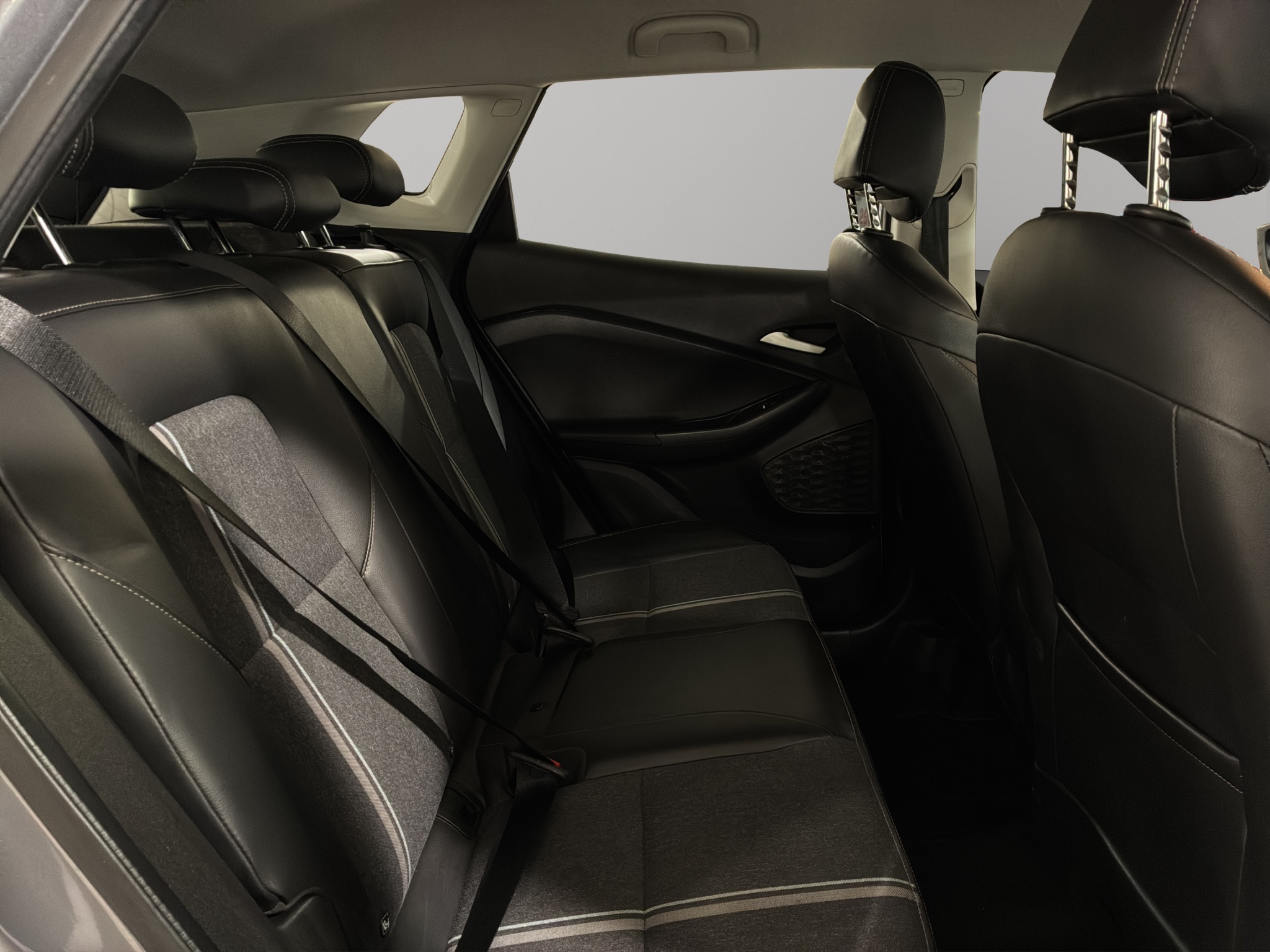 Chevrolet Tracker  5 pts. LT, 1.2T, TA, f. niebla, RA-17 2021