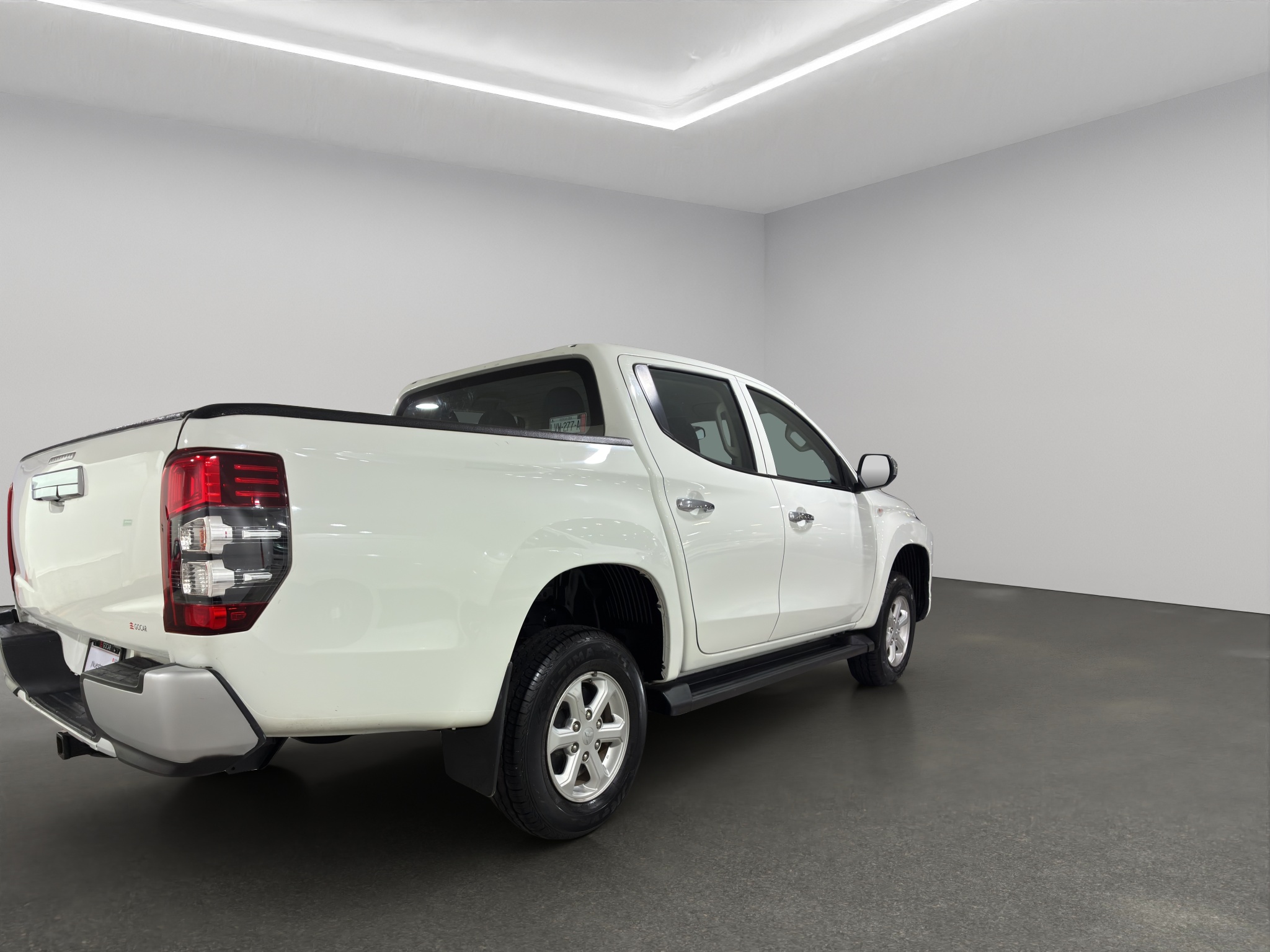 Mitsubishi Comerciales L200 Pick-Up 4 pts. GLX, Doble Cab., 2.4TD, TM5, 4x4 2023