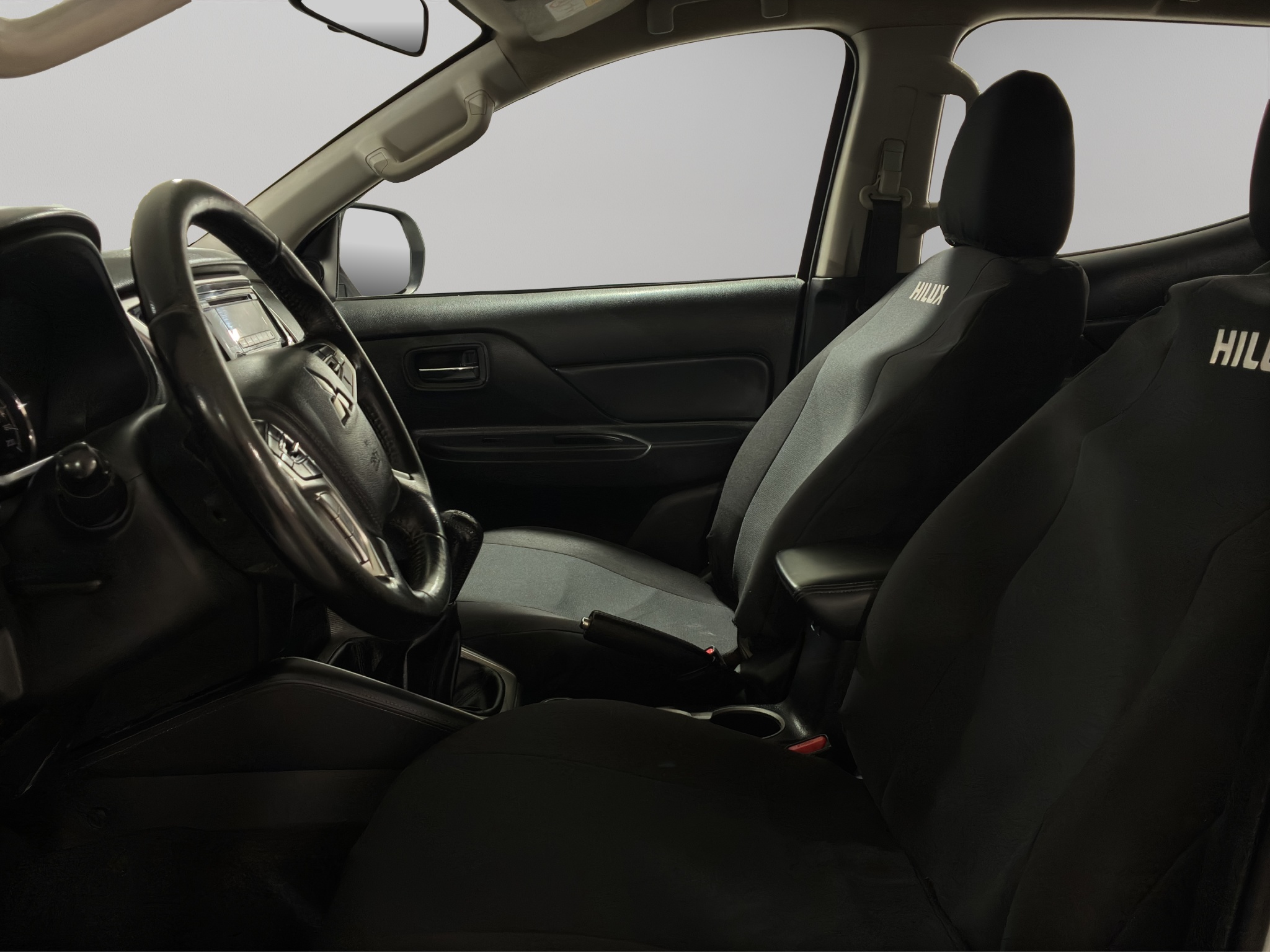 Mitsubishi Comerciales L200 Pick-Up 4 pts. GLX, Doble Cab., 2.4TD, TM5, 4x4 2023