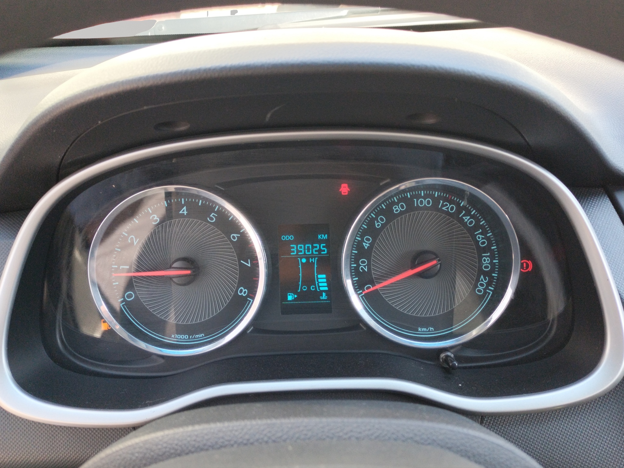 Chevrolet Aveo 4 pts. LS, TM5, a/ac., R-14 2020