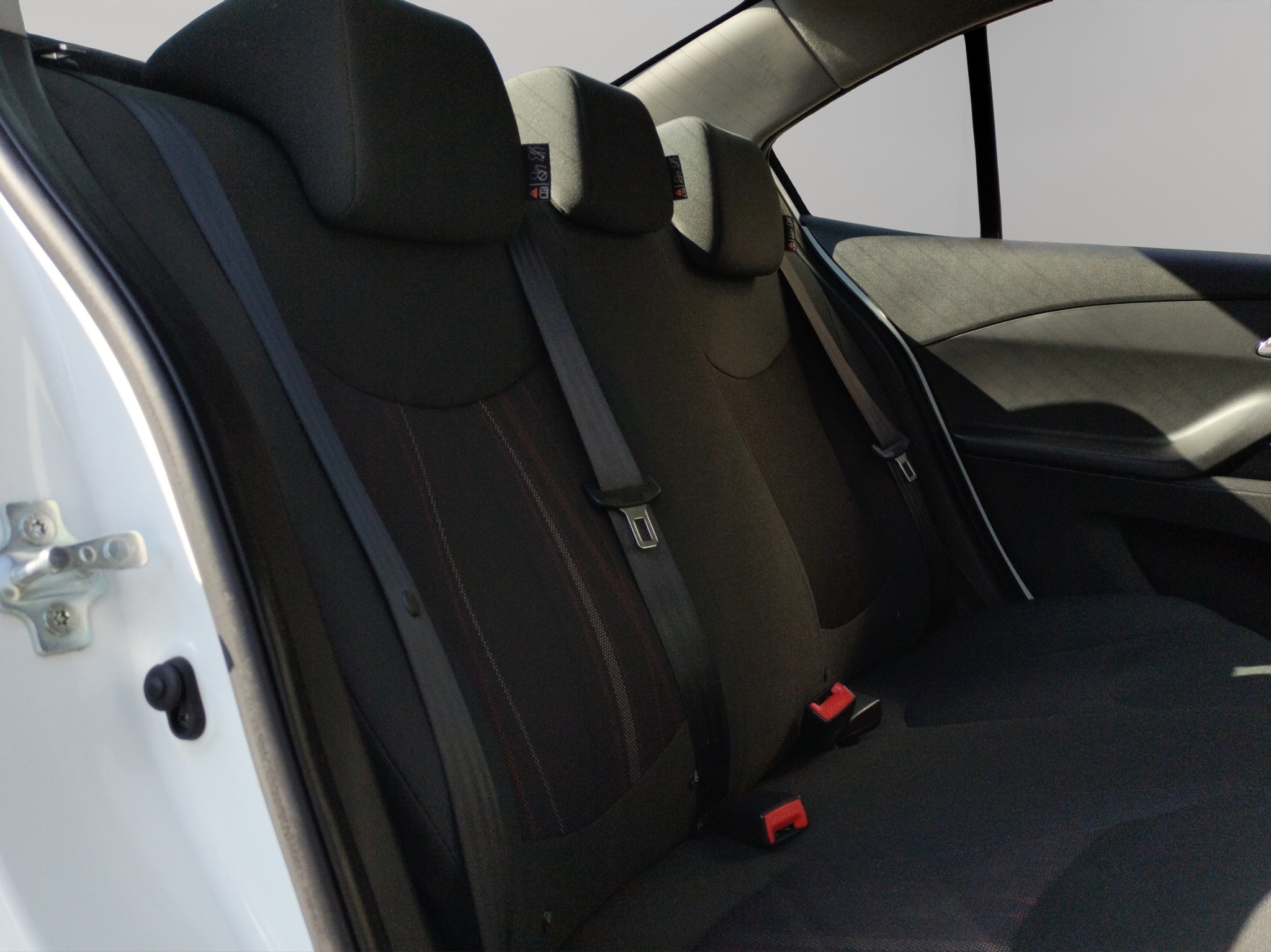 Chevrolet Aveo 4 pts. LS, TM5, a/ac., R-14 2020