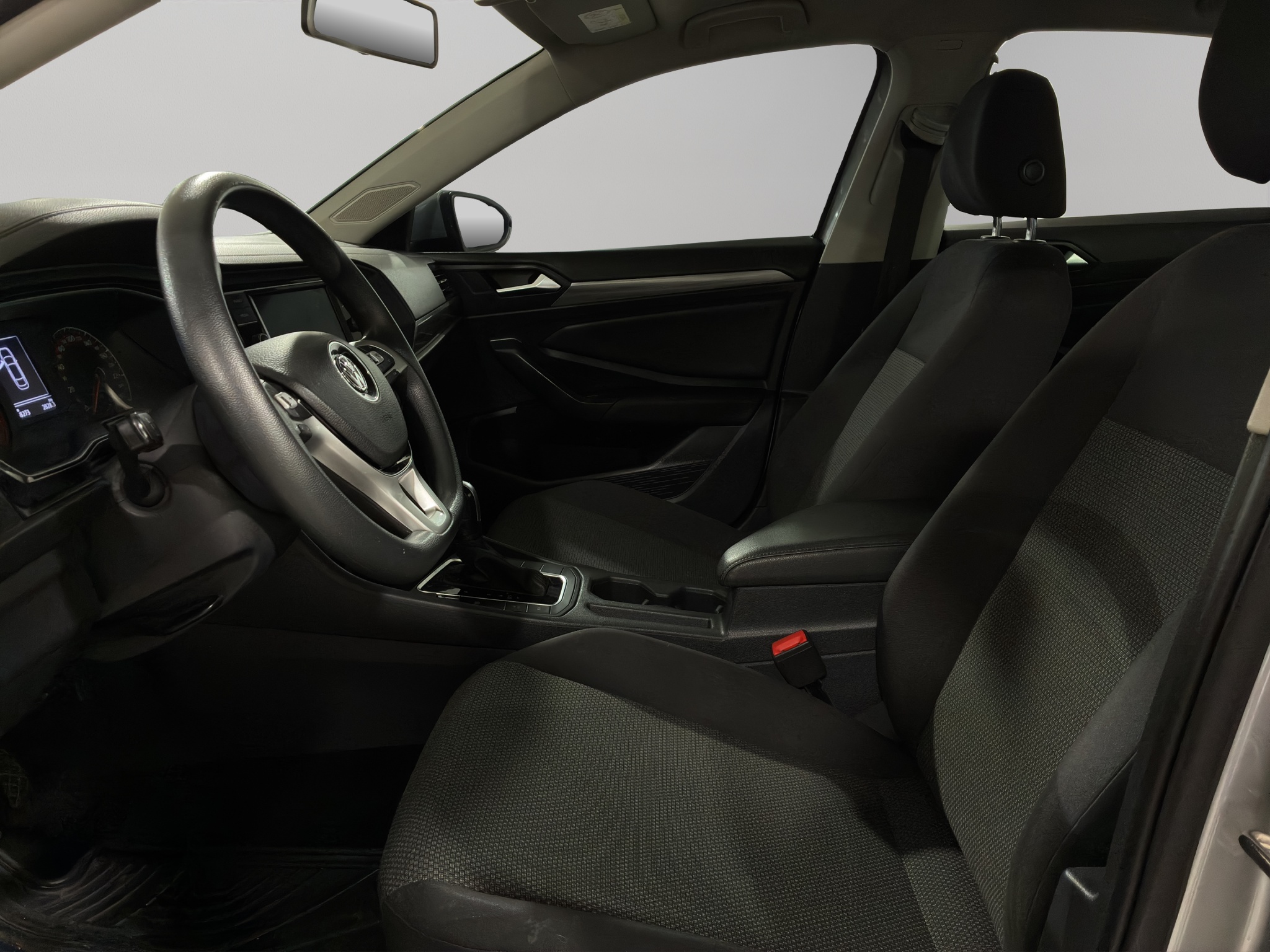 Volkswagen Jetta A7 4 pts. Confortline, 1.4T, TM6, RA-16 2019