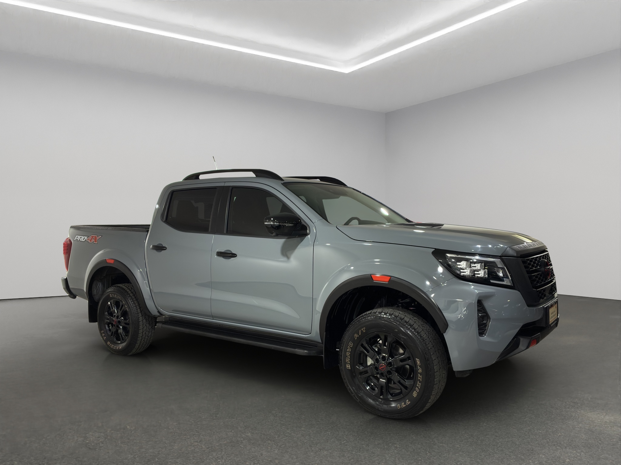 Nissan Comerciales Frontier y NP 300 Frontier Pick-Up 2024