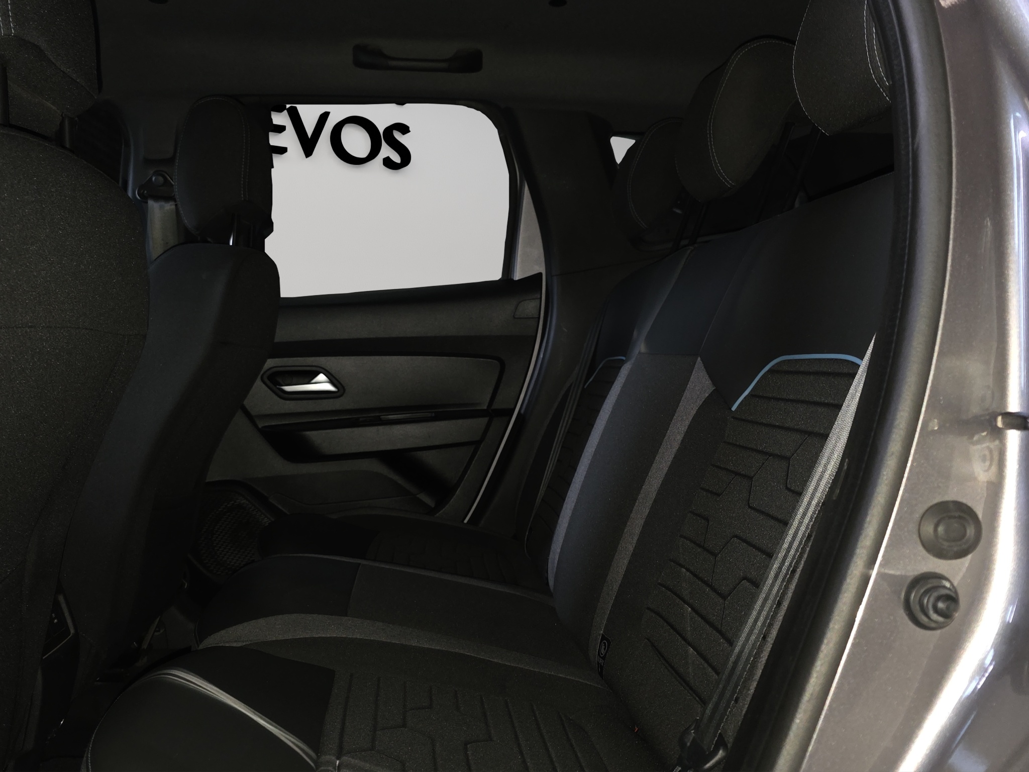 Renault Duster  5 pts. Intens, 1.6l, TM6, a/ac., RA-16 2025