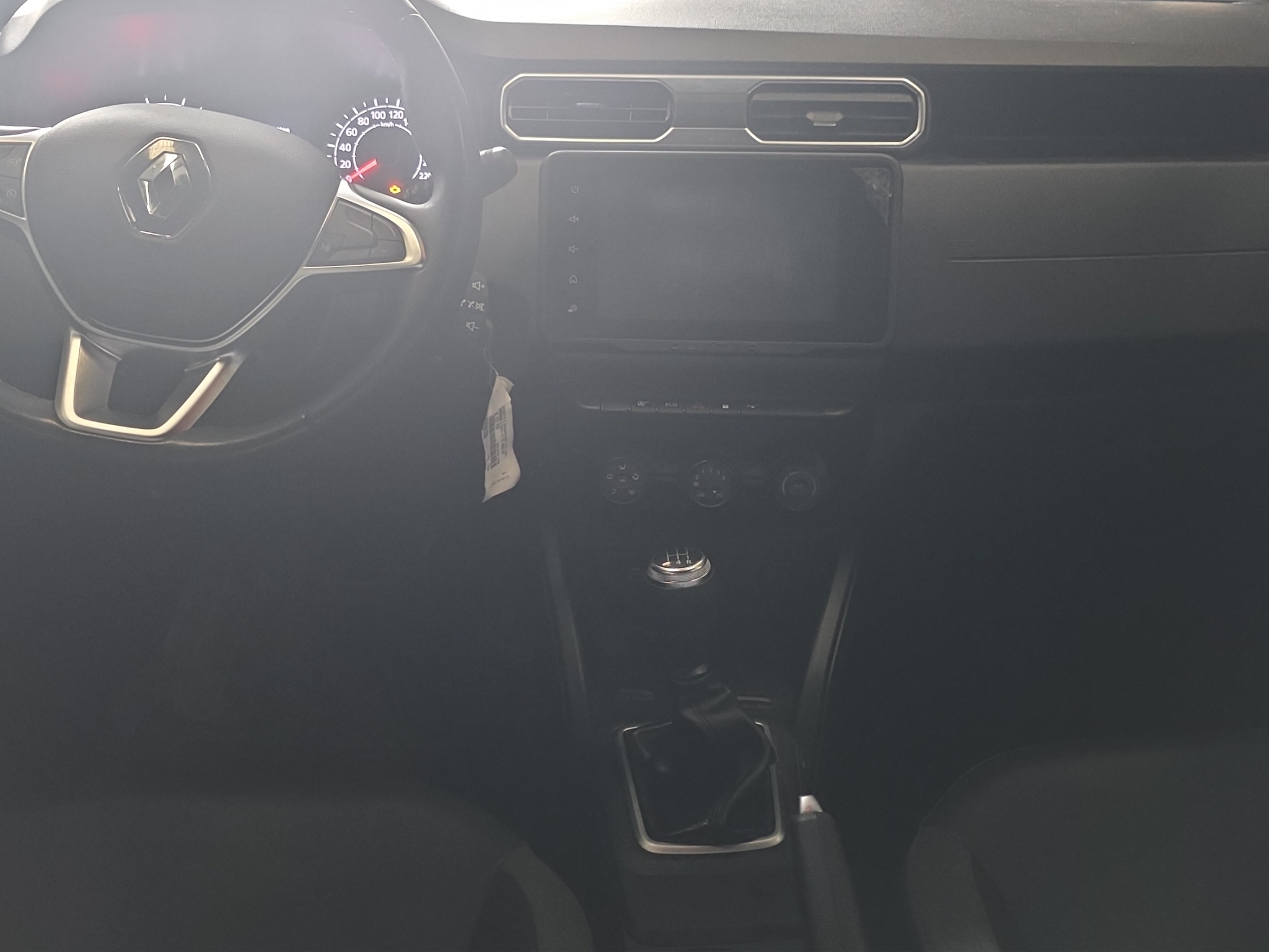 Renault Duster  5 pts. Intens, 1.6l, TM6, a/ac., RA-16 2025