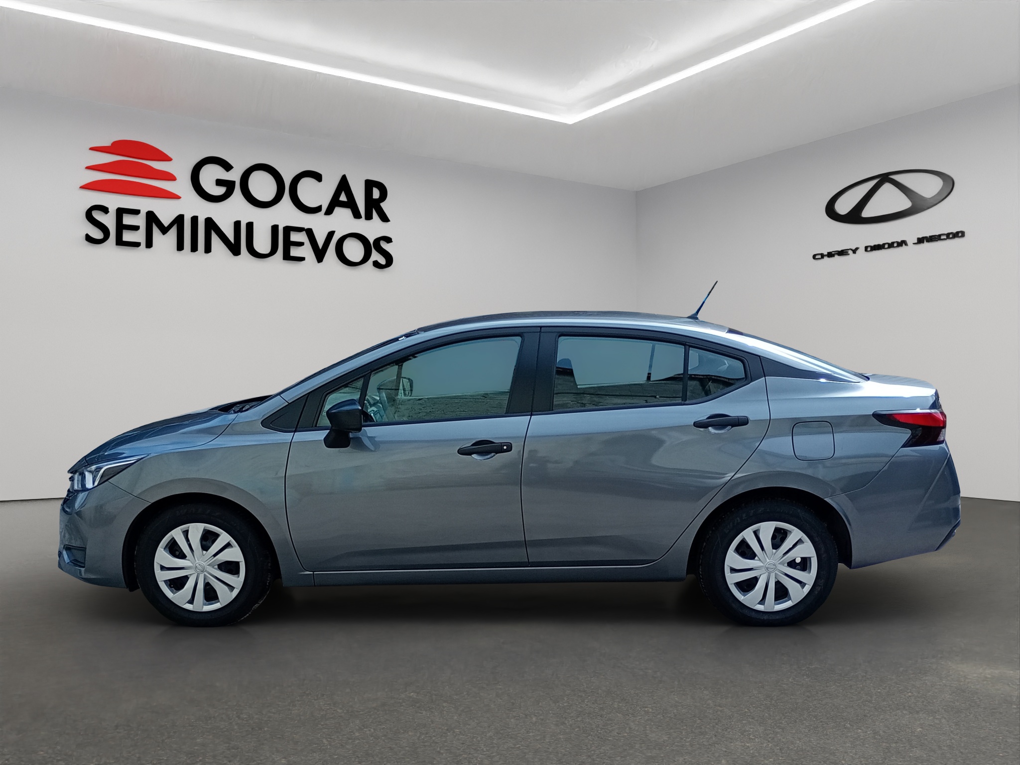 Nissan Versa SENSE TA 2024