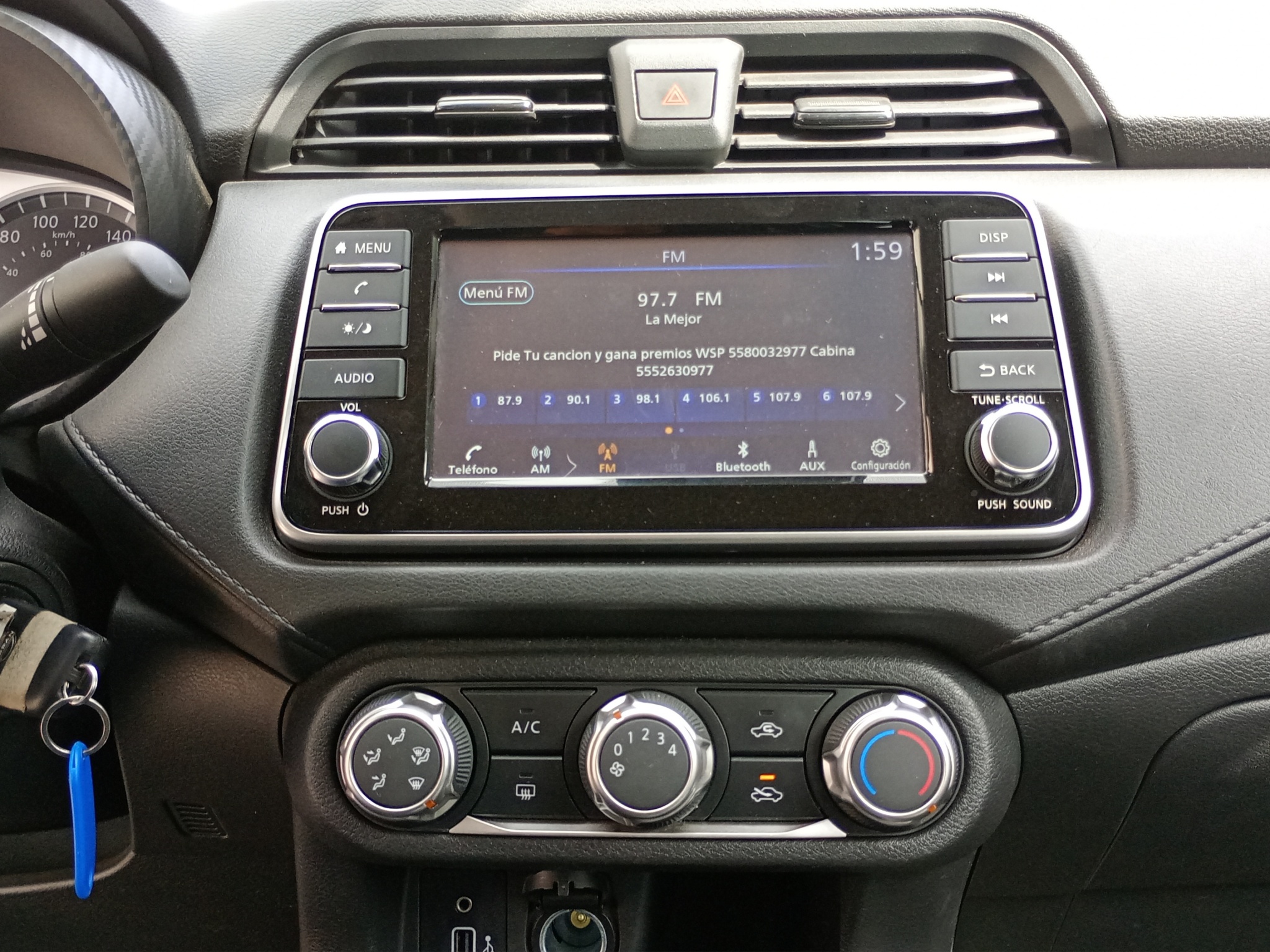 Nissan Versa SENSE TA 2024