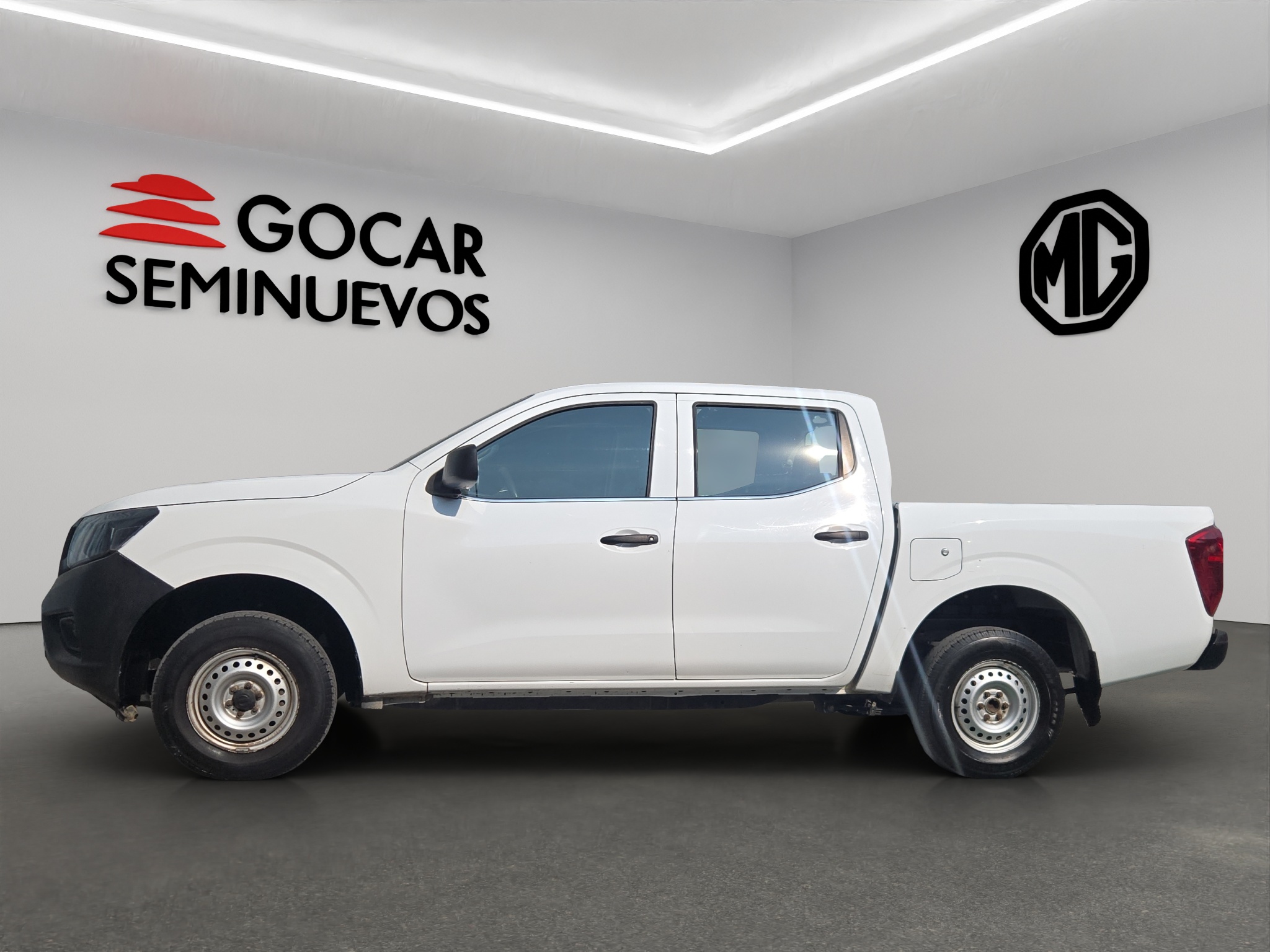 Nissan Comerciales NP300 4 pts. S, Pick-Up, Doble Cab., TM6, a/ac. 2019
