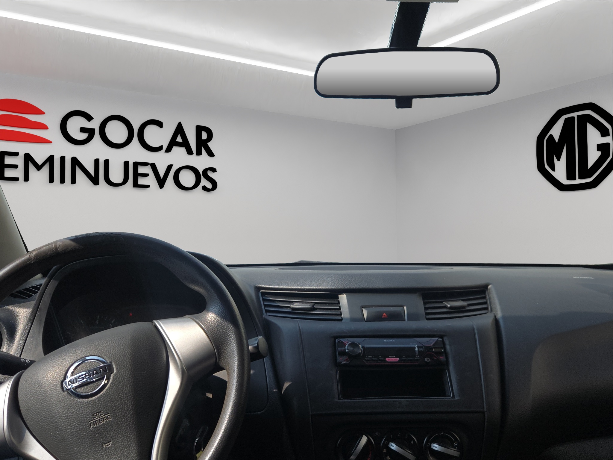 Nissan Comerciales NP300 4 pts. S, Pick-Up, Doble Cab., TM6, a/ac. 2019