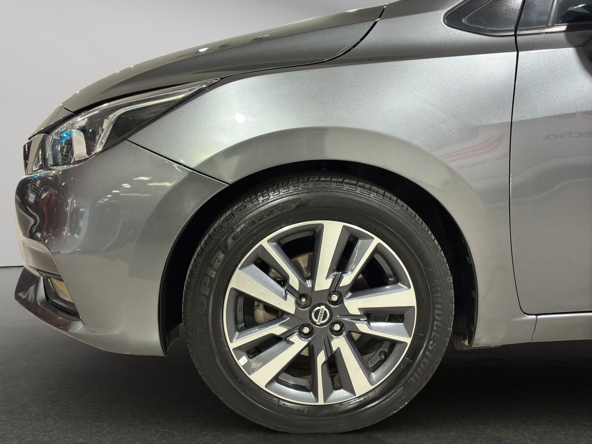 Nissan Versa 4 pts. Advance, TM5, a/ac., VE, f. niebla, RA-16 (línea nueva) 2020