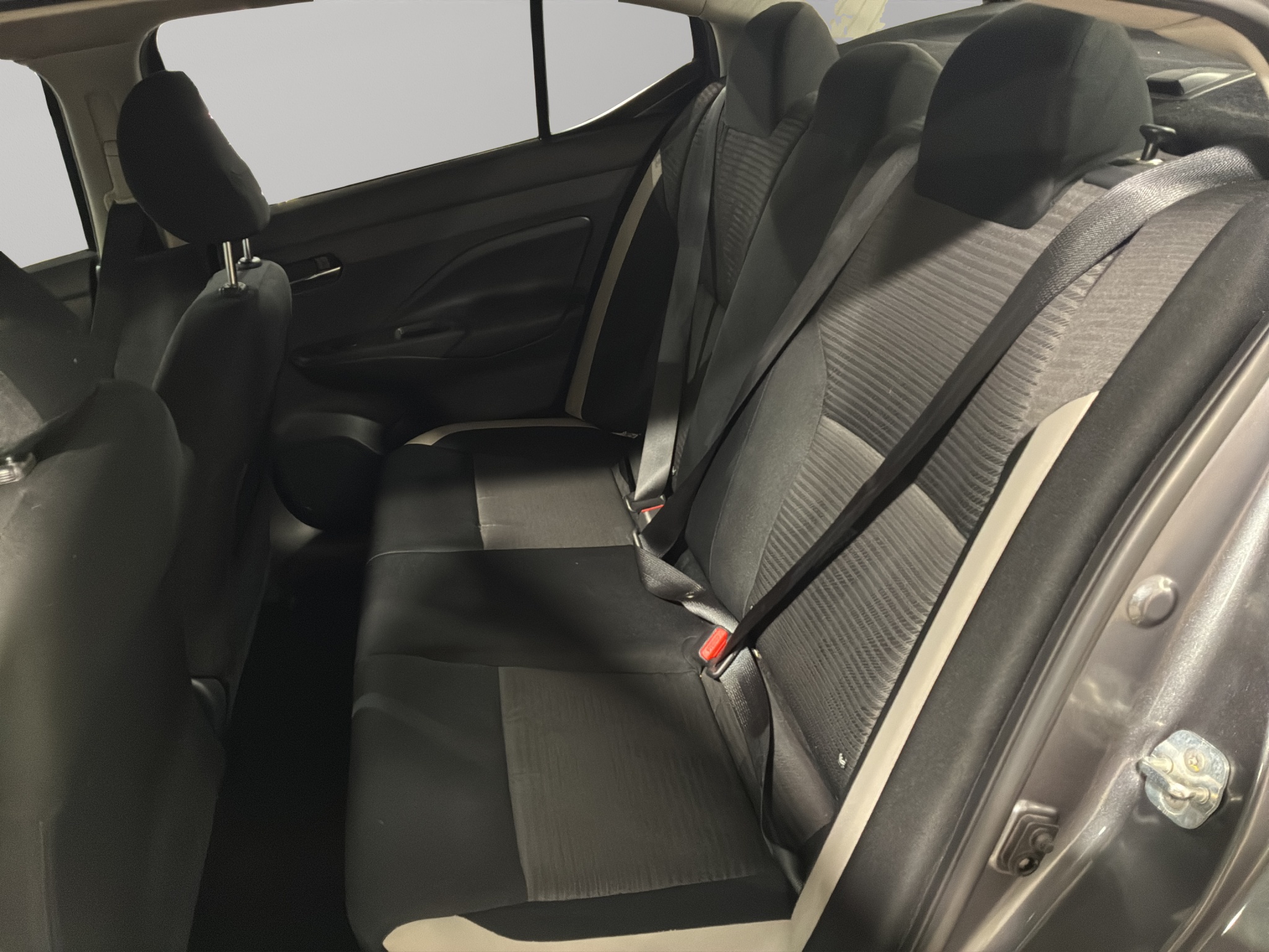 Nissan Versa 4 pts. Advance, TM5, a/ac., VE, f. niebla, RA-16 (línea nueva) 2020